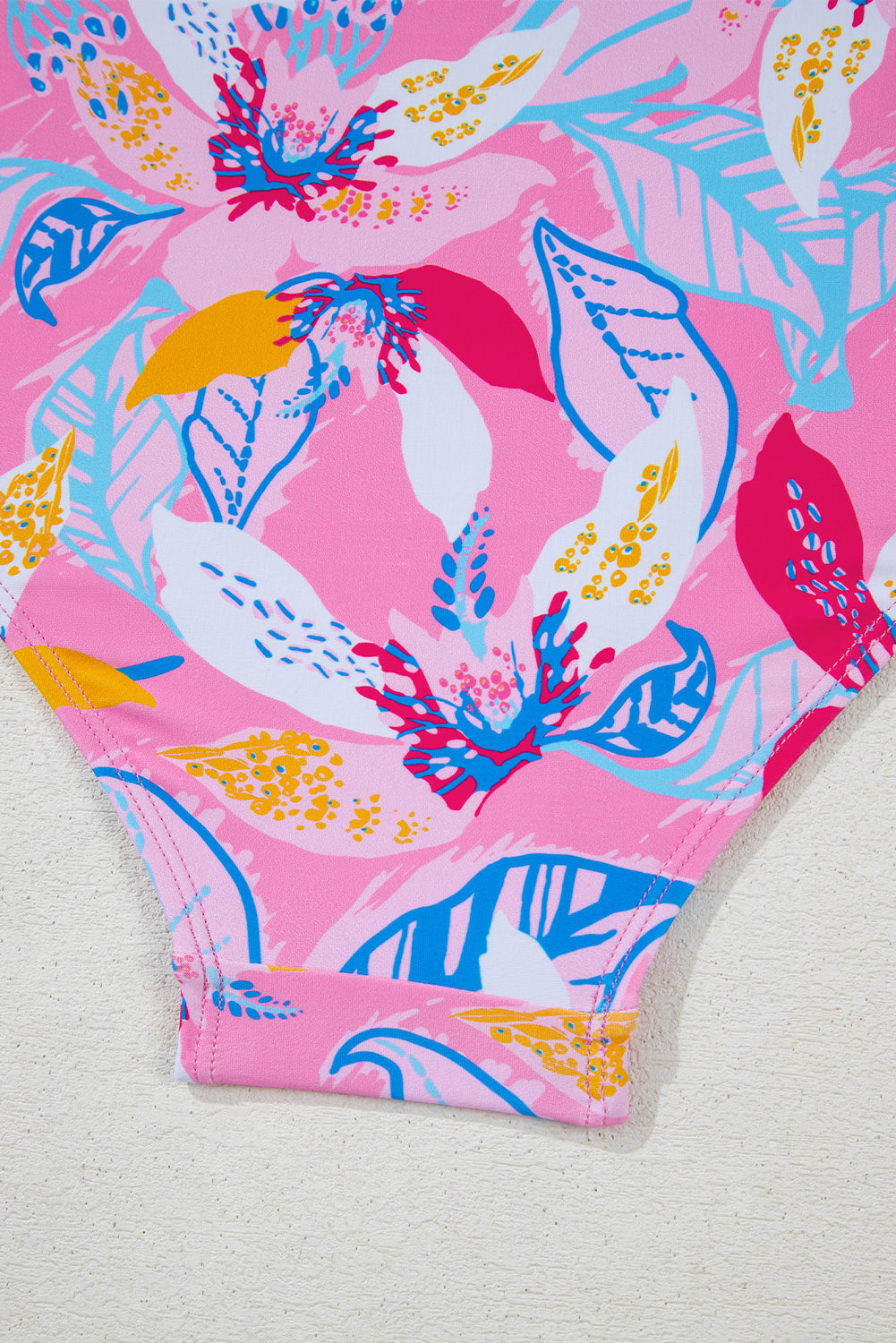 Rosa Neckholder-Bikini mit hoher Taille und Blumenmuster