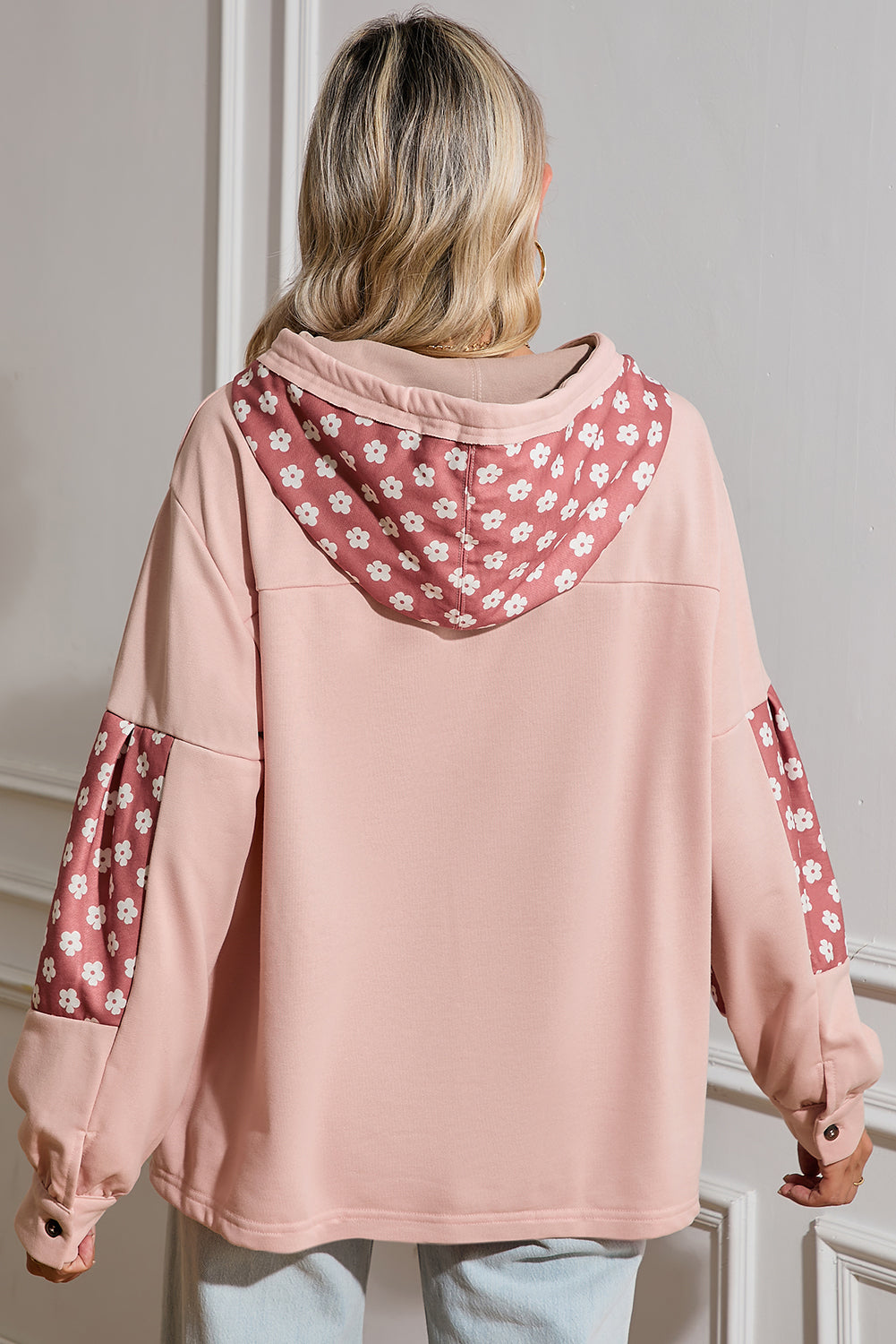 Delicacy Hoodie mit Blumen-Patchwork und Sternmuster und Kordelzug