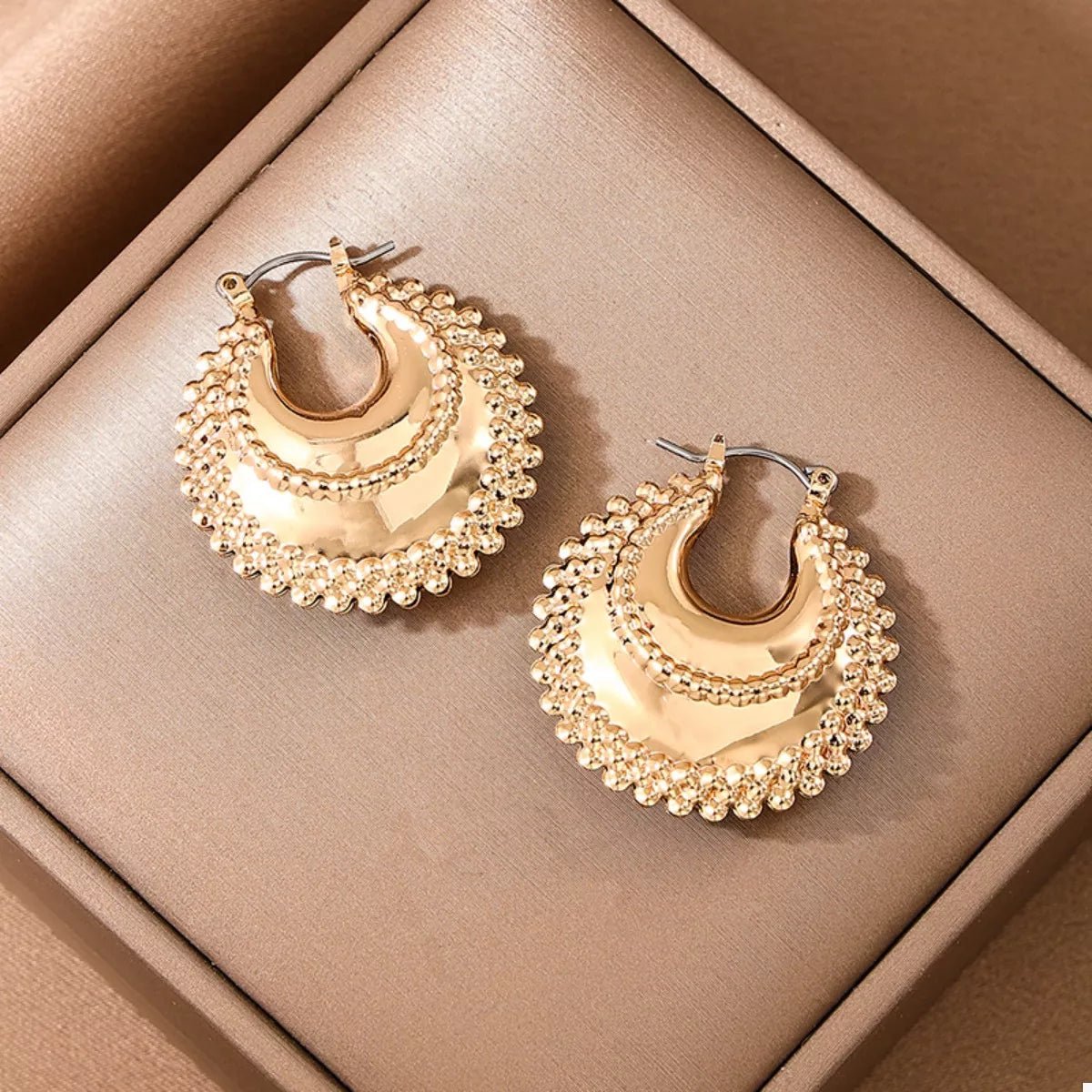 18K Gold - Plated Alloy Crescent Moon Hoop Earrings - MAD RUFFI