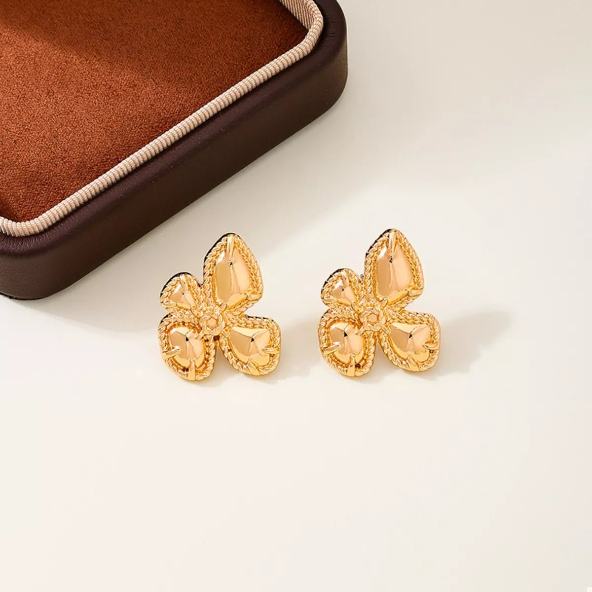 18K Gold - Plated Alloy Flower Stud Earrings - MAD RUFFI