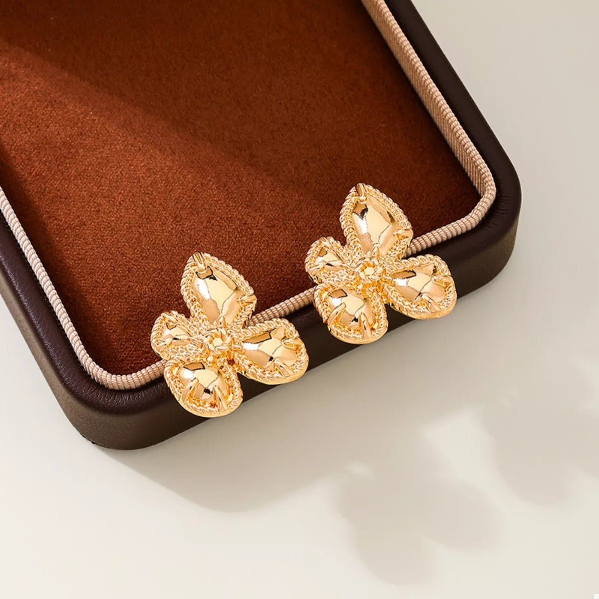 18K Gold - Plated Alloy Flower Stud Earrings - MAD RUFFI