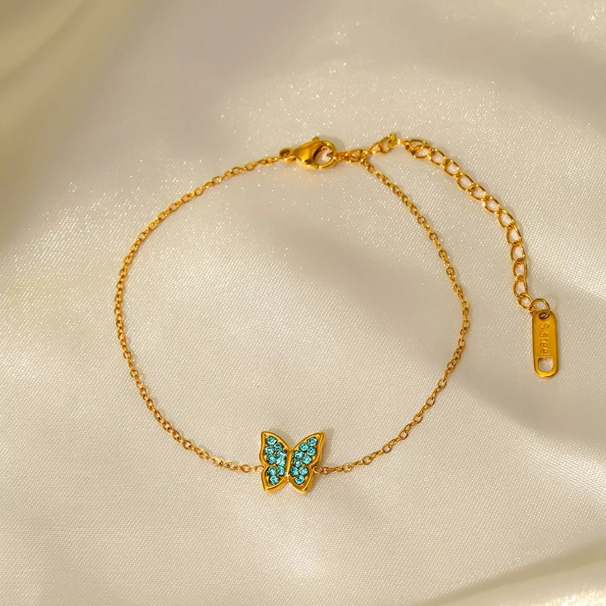 18K Gold - Plated Butterfly Adjustable Bracelet - MAD RUFFI
