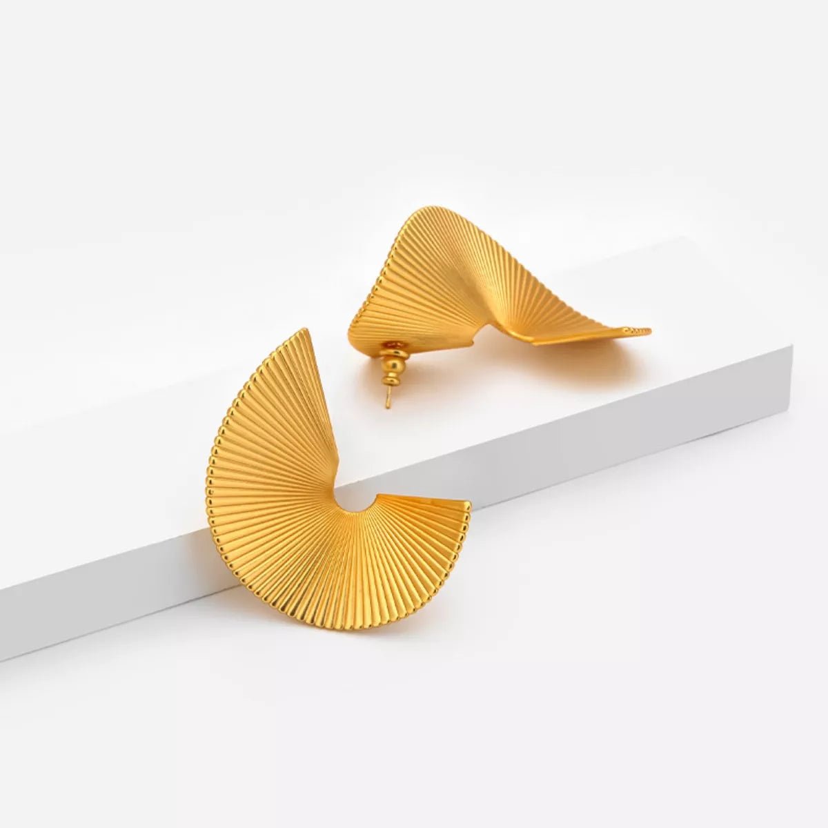 18K Gold - Plated Copper Fan - Shaped Earrings - MAD RUFFI