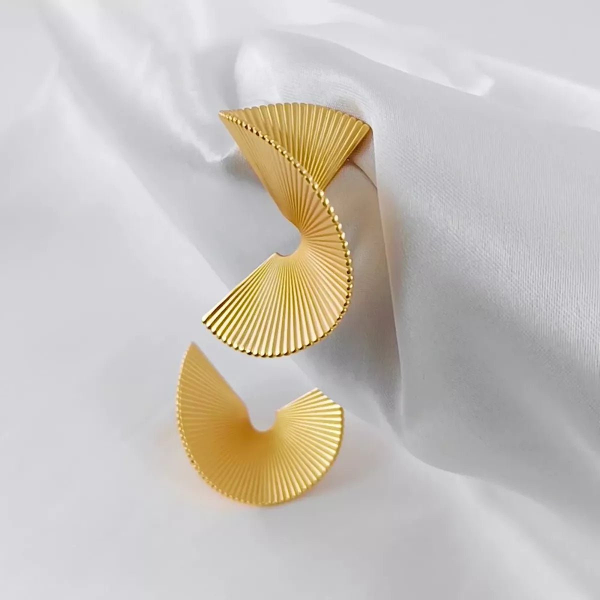 18K Gold - Plated Copper Fan - Shaped Earrings - MAD RUFFI