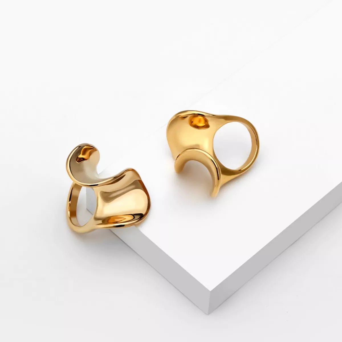 18K Gold - Plated Copper Geometric Sculptural Ring - MAD RUFFI