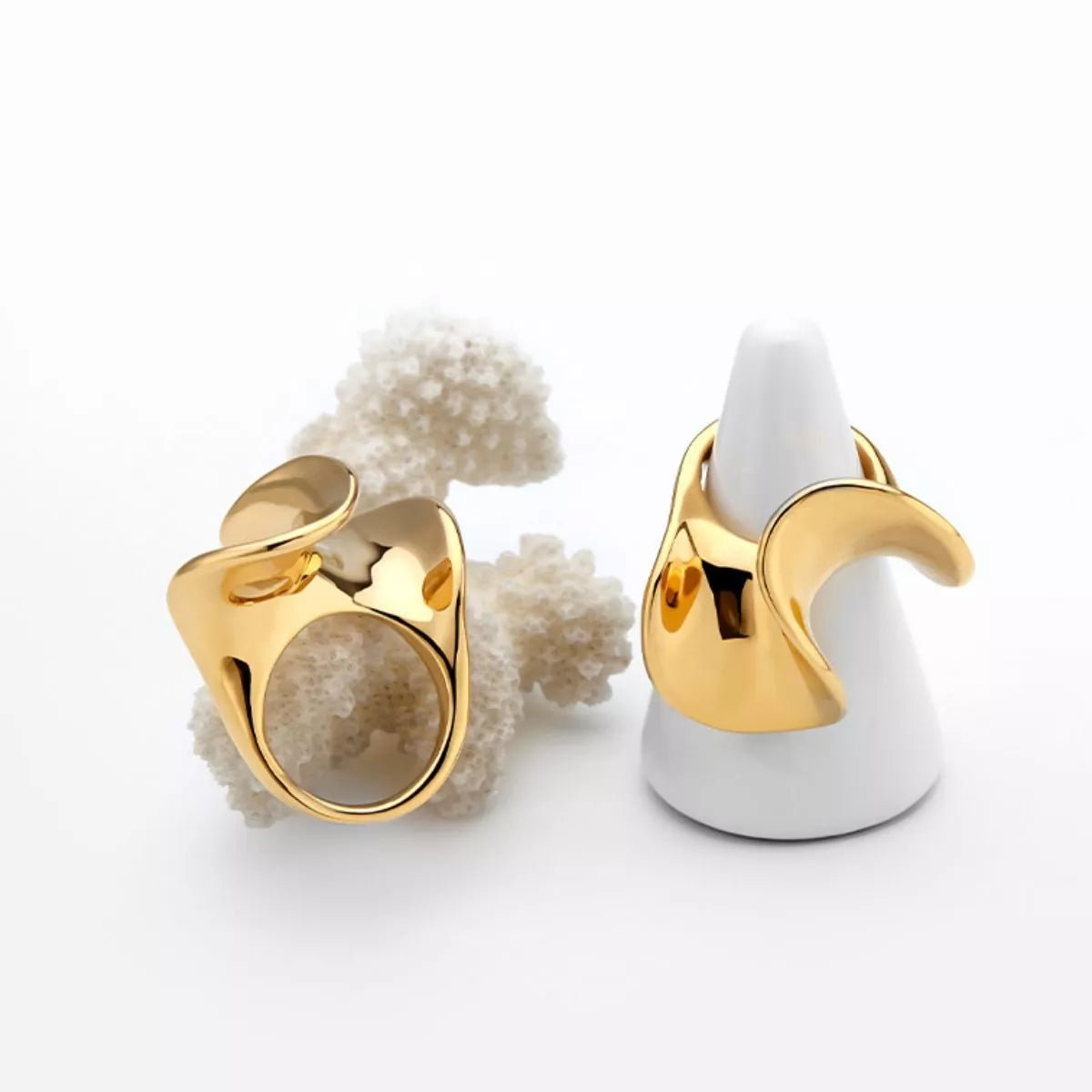 18K Gold - Plated Copper Geometric Sculptural Ring - MAD RUFFI