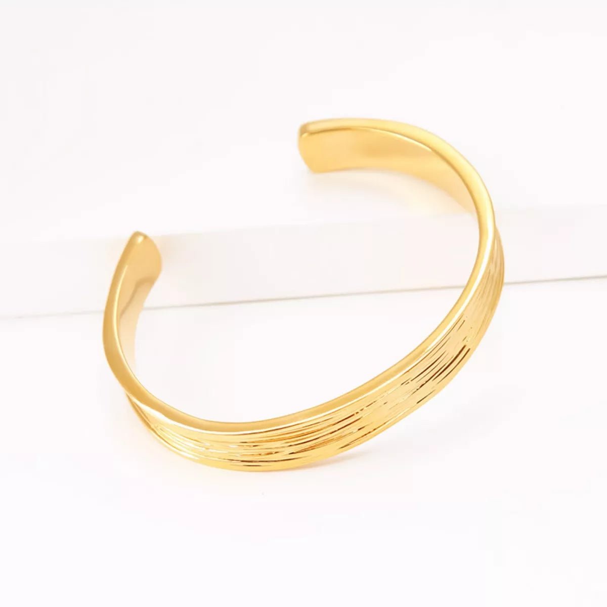 18K Gold - Plated Copper Open Bracelet - MAD RUFFI