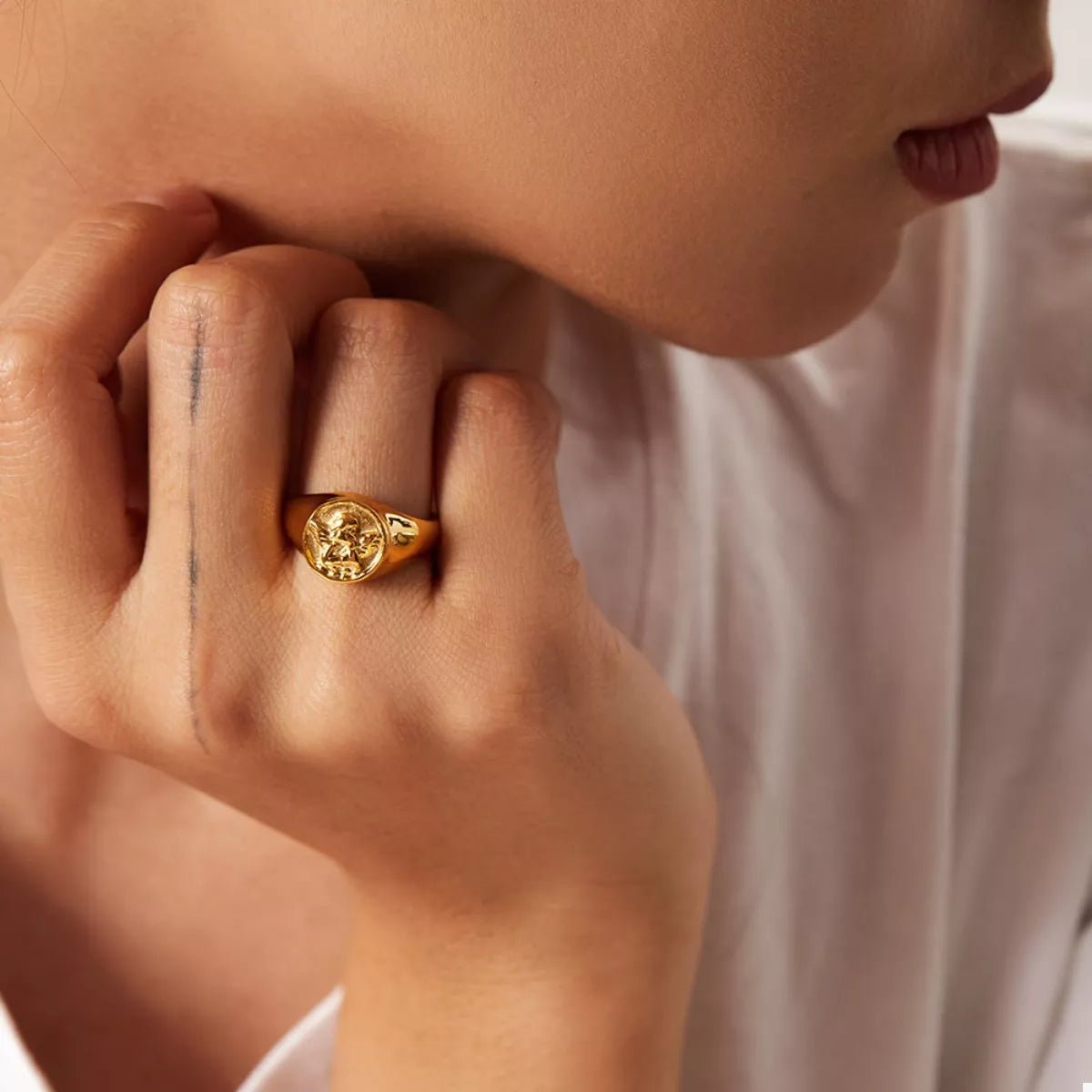 18K Gold - Plated Cupid Ring - MAD RUFFI