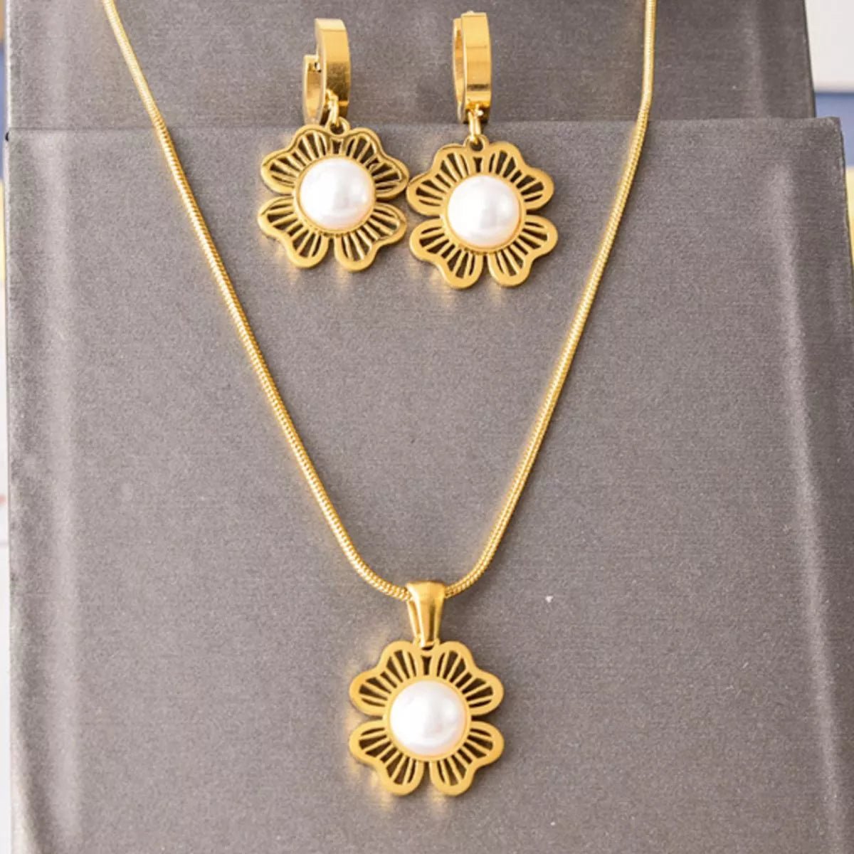 18K Gold - Plated Flower Jewelry Set - MAD RUFFI