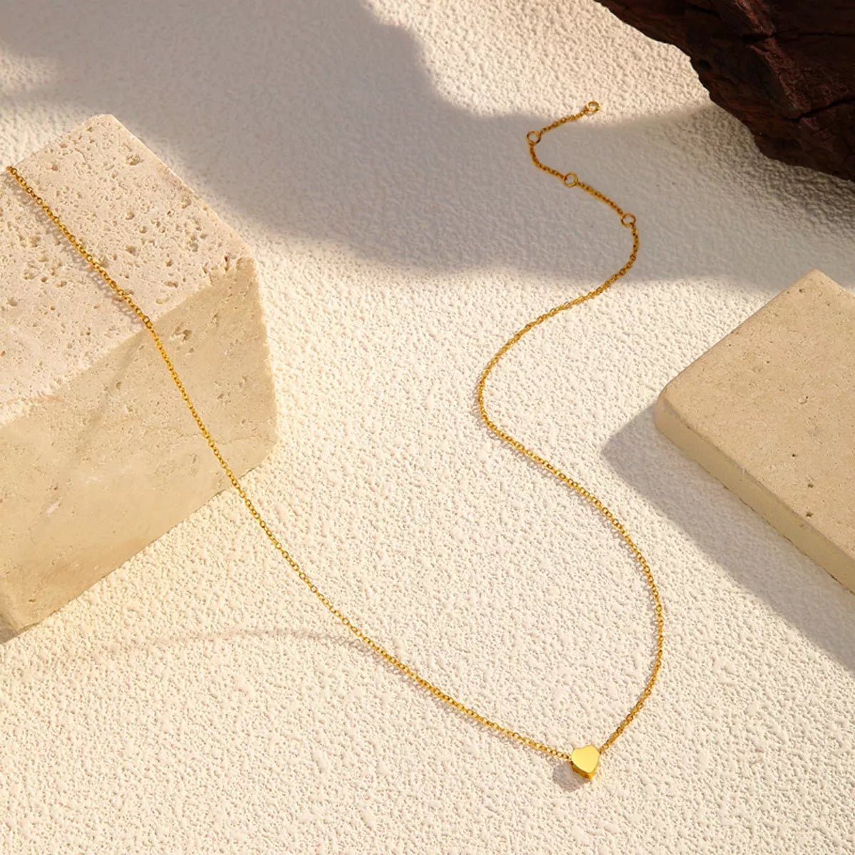 18K Gold - Plated Heart Pendant Necklace - MAD RUFFI