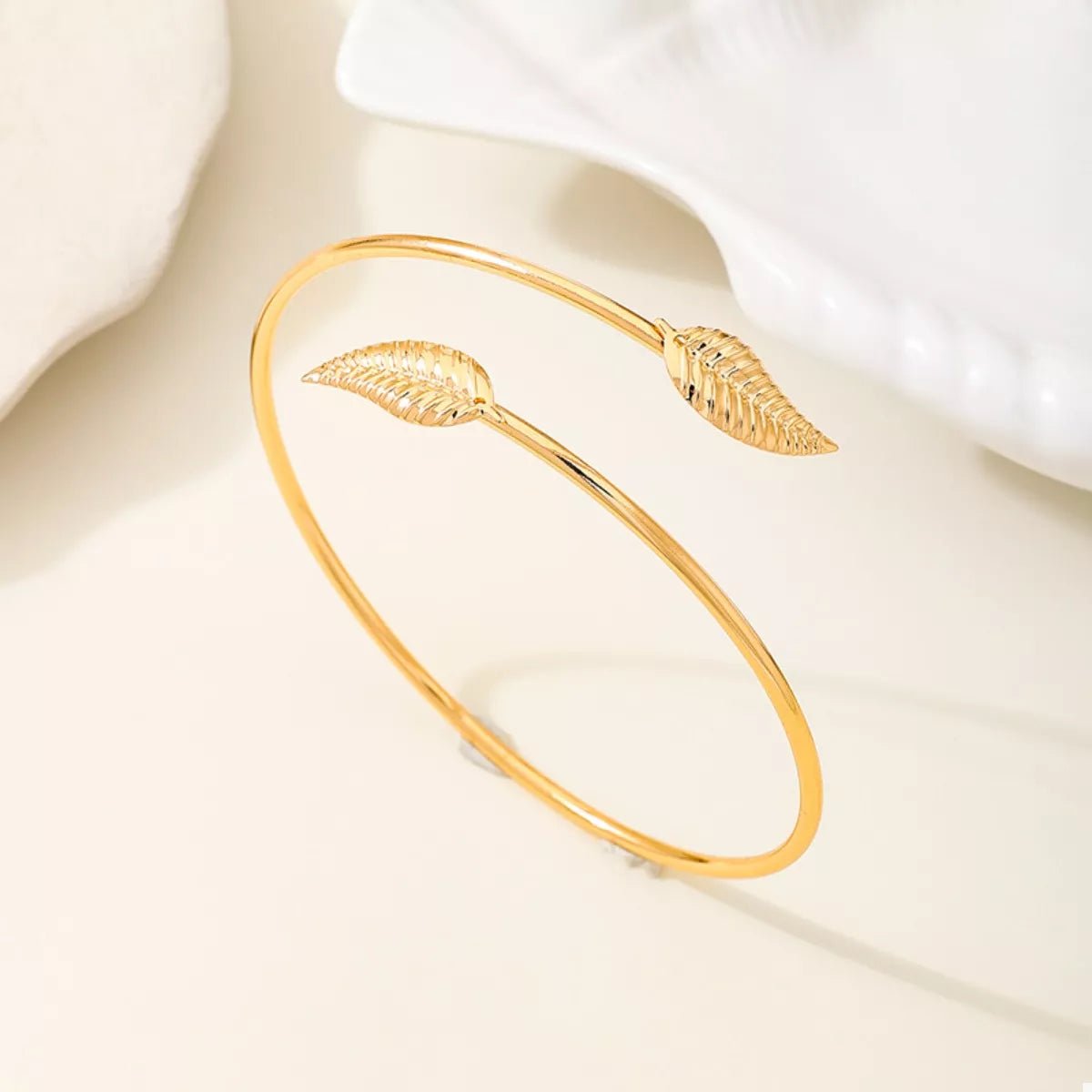 18K Gold - Plated Leaf Open Cuff Bracelet - MAD RUFFI