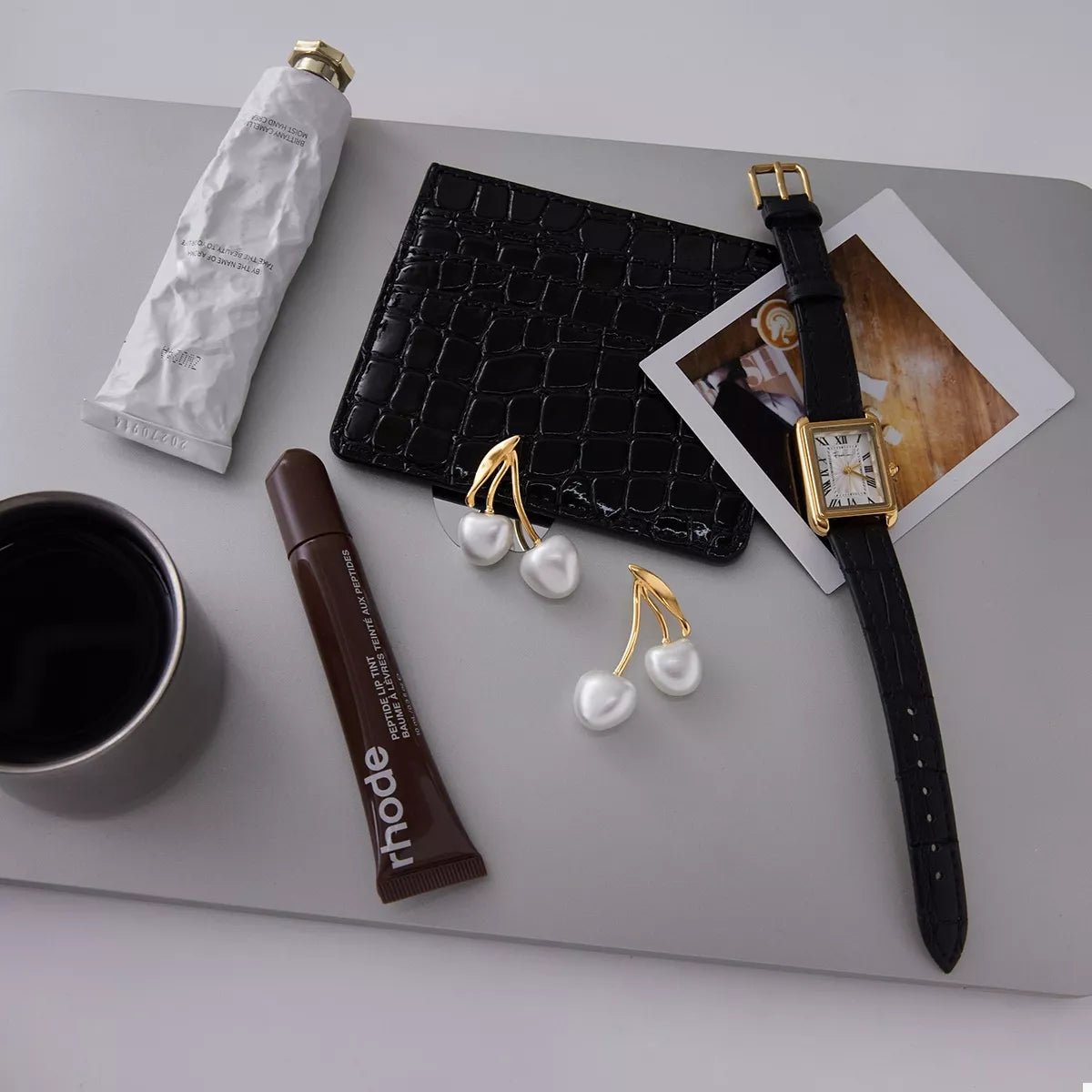 18K Gold - Plated Pearl Cherry Earrings - MAD RUFFI