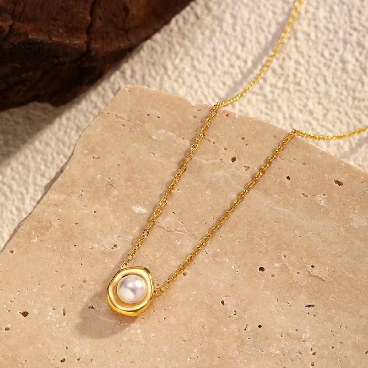 18K Gold - Plated Pearl Necklace - MAD RUFFI