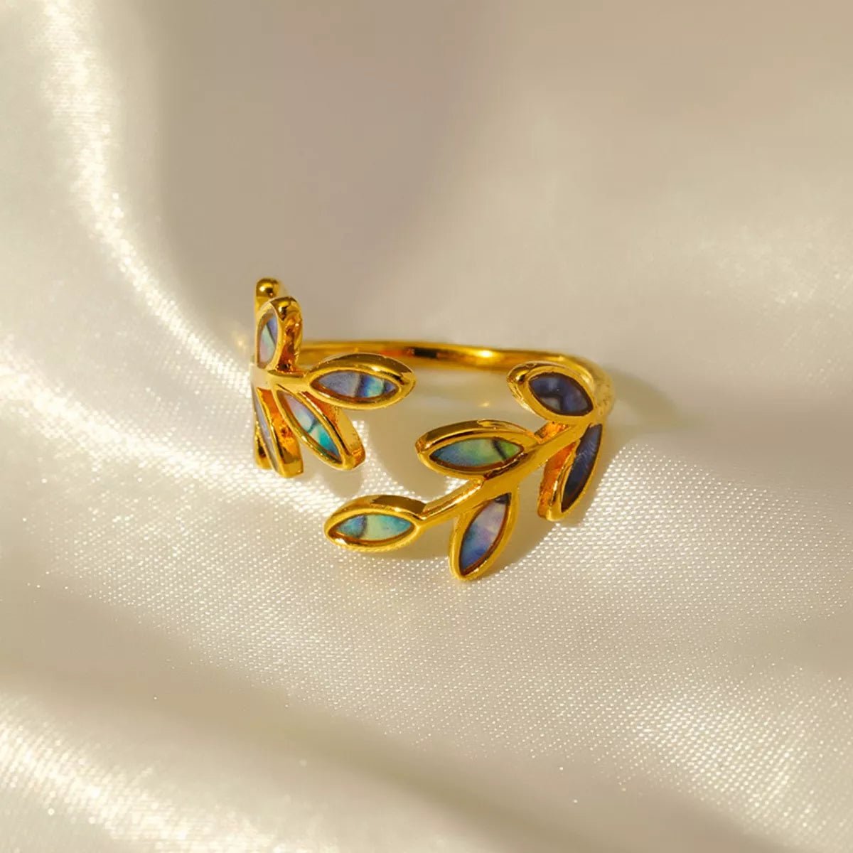 18K Gold - Plated Resin Leaf Bypass Ring - MAD RUFFI