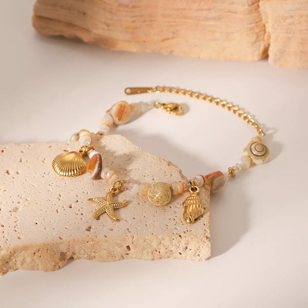 18K Gold - Plated Shell Charm Bracelet - MAD RUFFI