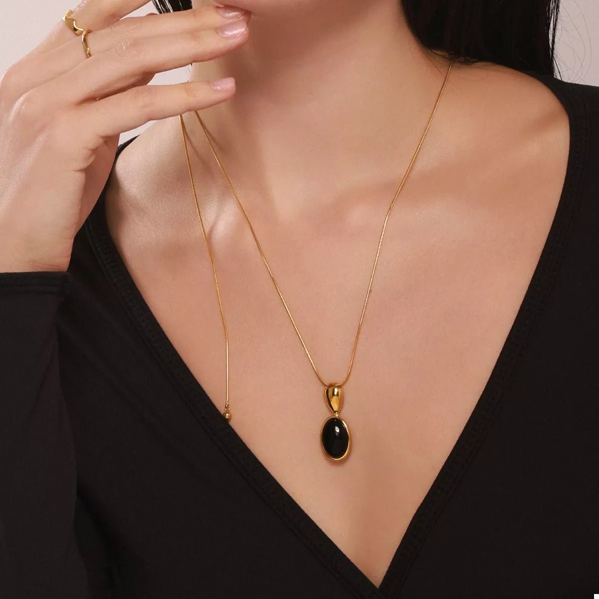 18K Gold - Plated Stainless Steel Necklace with Teardrop Pendant - MAD RUFFI