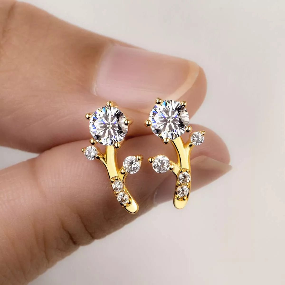 2 Carat Moissanite 925 Sterling Silver Floral Stud Earrings - MAD RUFFI