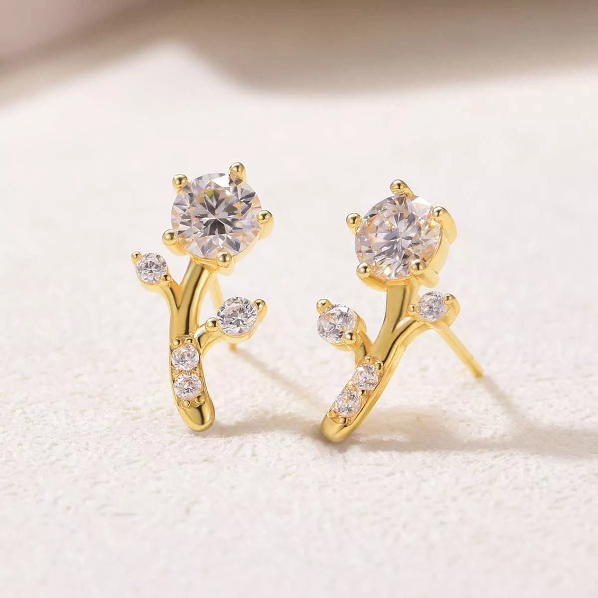 2 Carat Moissanite 925 Sterling Silver Floral Stud Earrings - MAD RUFFI