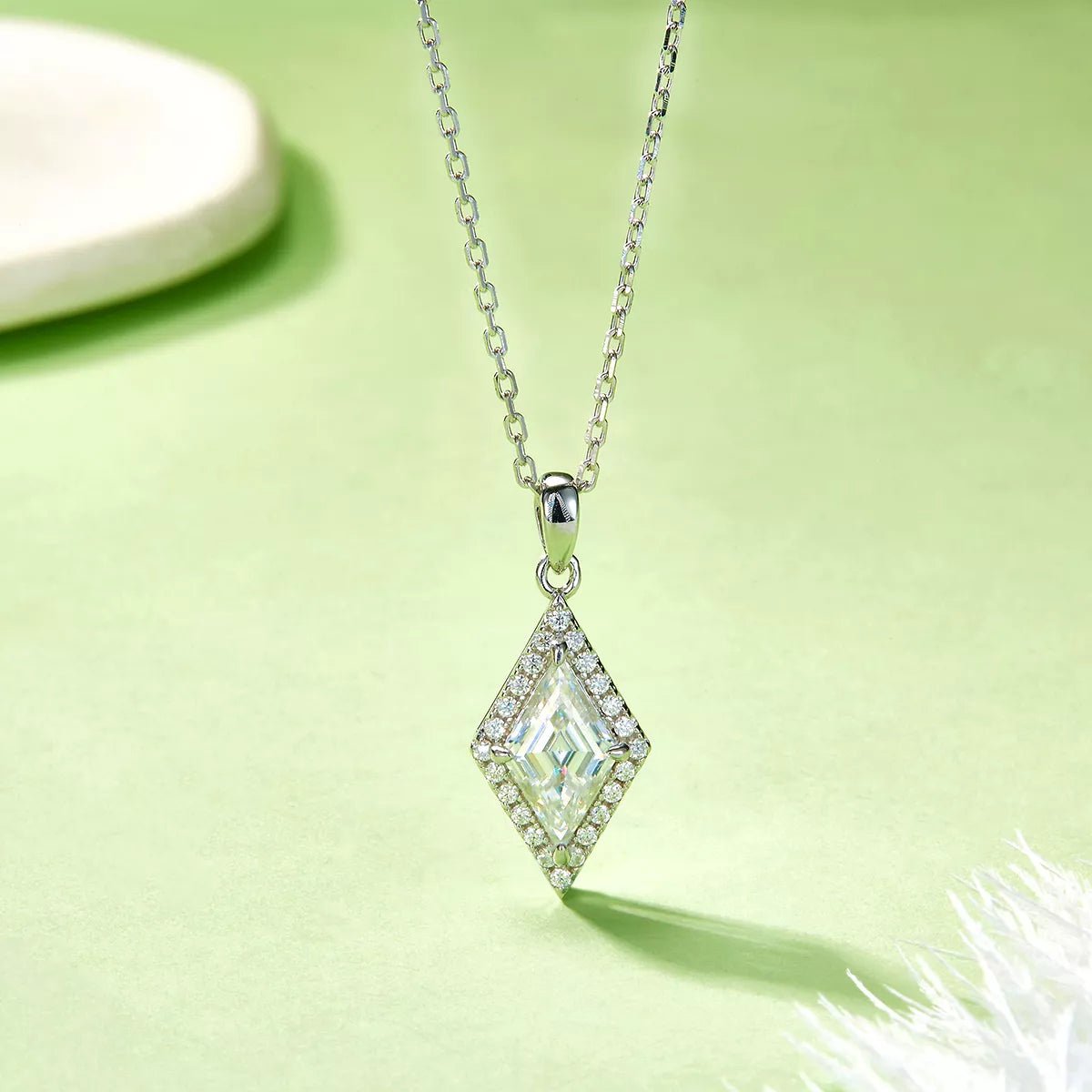 2 Carat Moissanite 925 Sterling Silver Pendant Necklace - MAD RUFFI