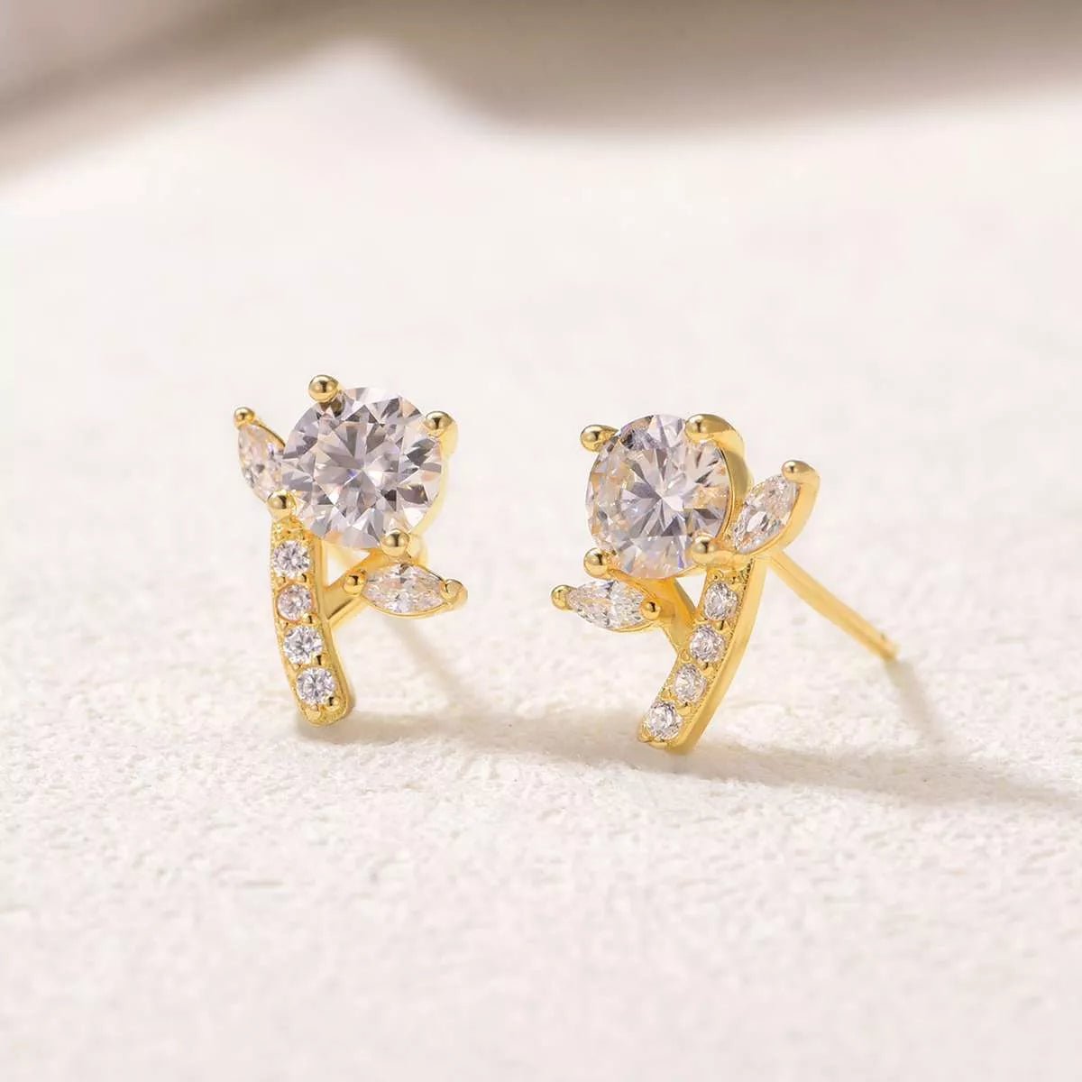 2 Carat Moissanite 925 Sterling Silver Stud Earrings - MAD RUFFI