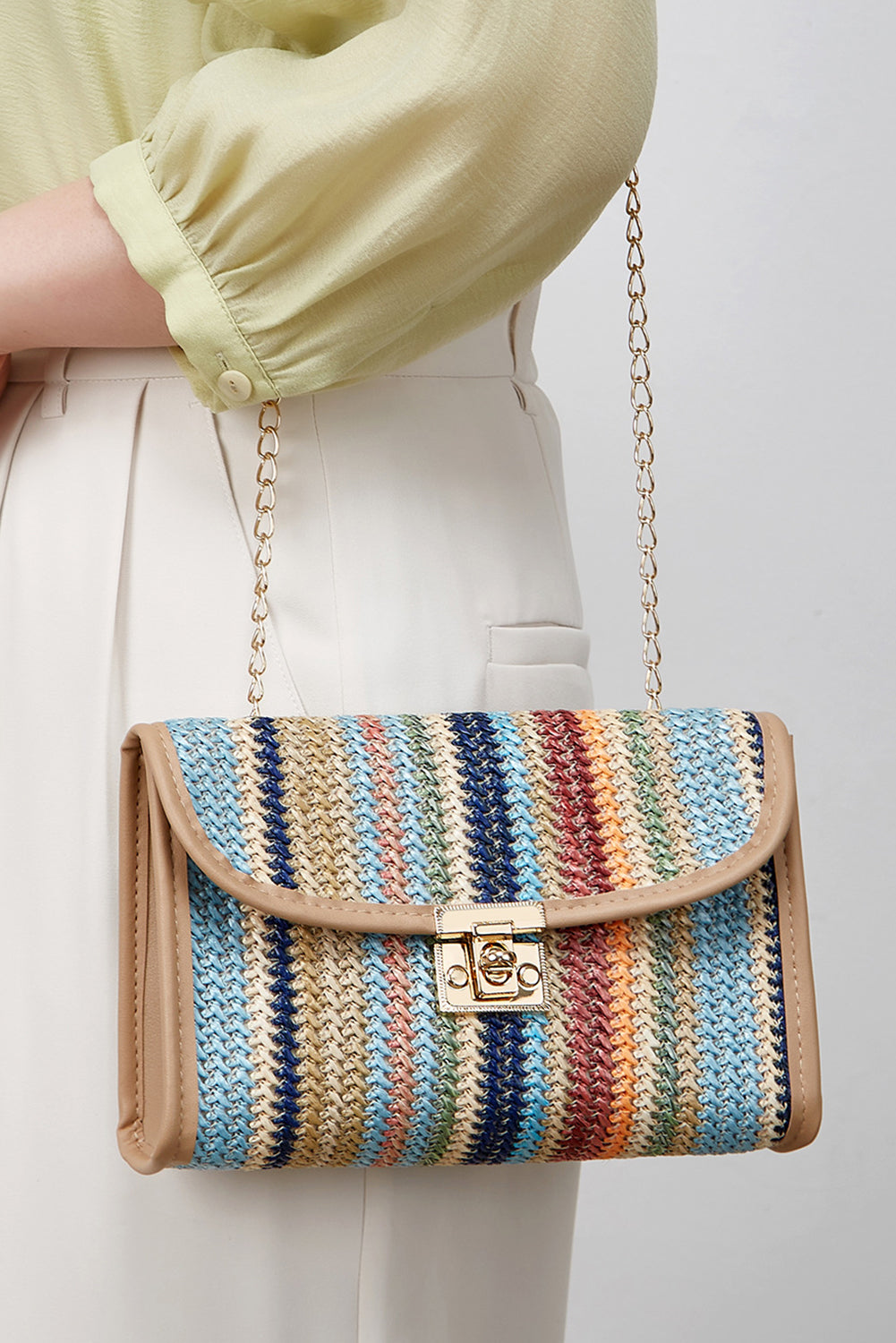 Bolso de hombro con un solo hombro de crochet rayado de Islandia