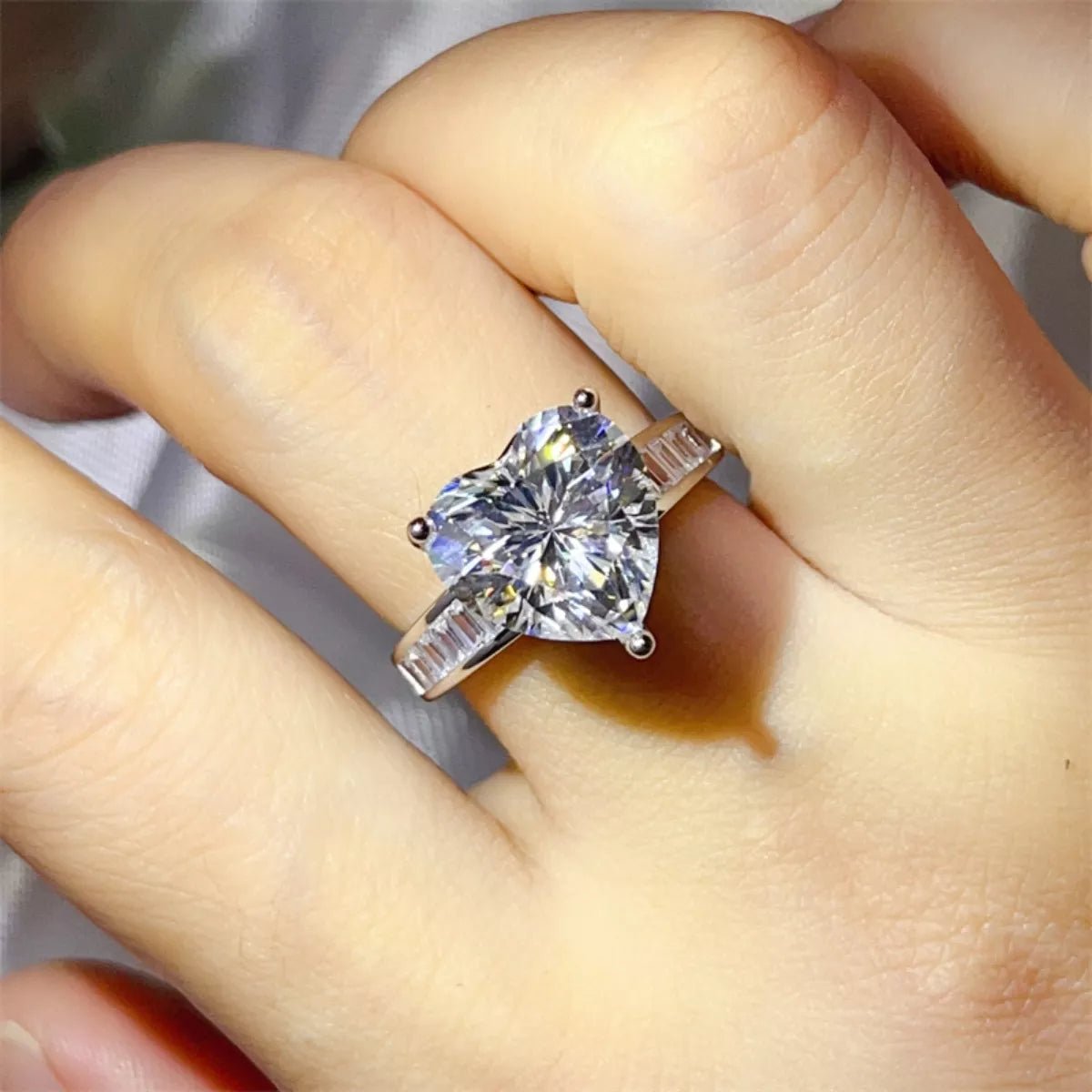 5 Carat Moissanite 925 Sterling Silver Heart Ring - MAD RUFFI