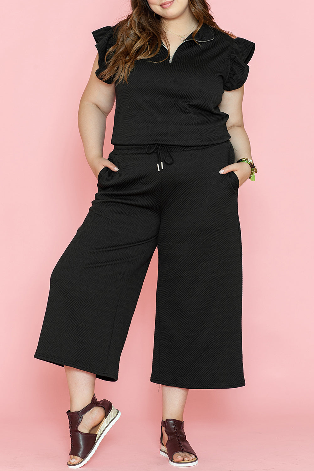 Black Plus Ruffled Sheve Quarter Top Top et Pantalon de jambe large