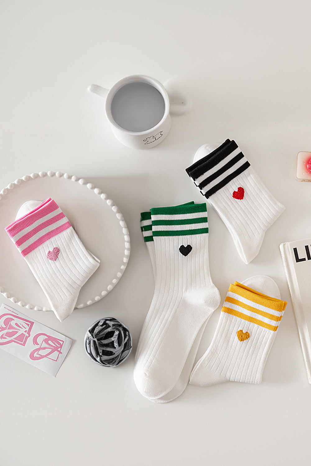 White Heart Striped Cotton Crew Socks 4pcs Set for Comfort