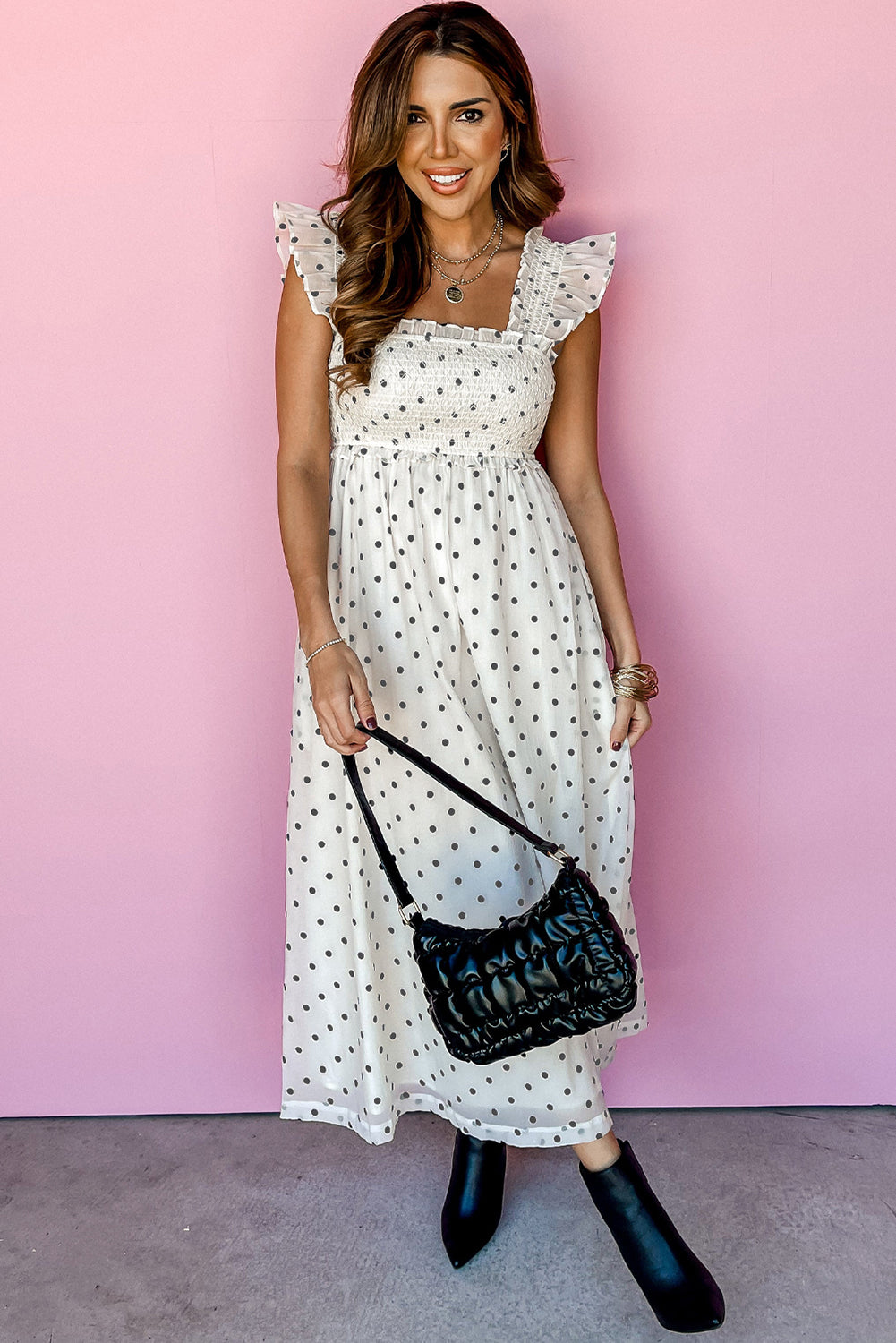 آستین سفید Polka Dot Flutter Neck Neck Smocked Maxi