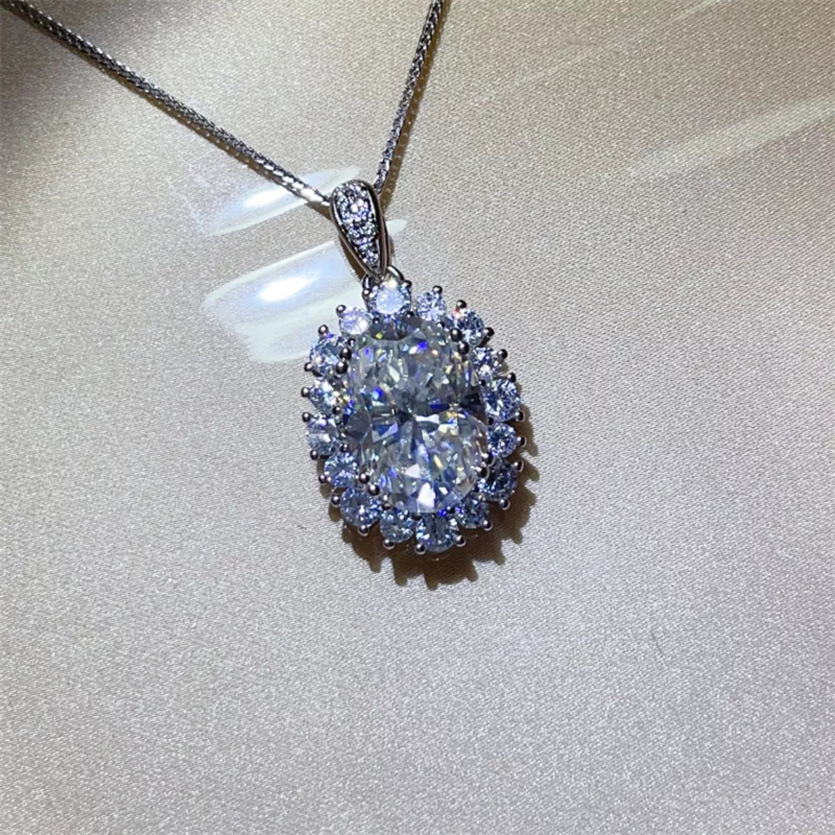 8 Carat Moissanite 925 Sterling Silver Pendant Necklace - MAD RUFFI