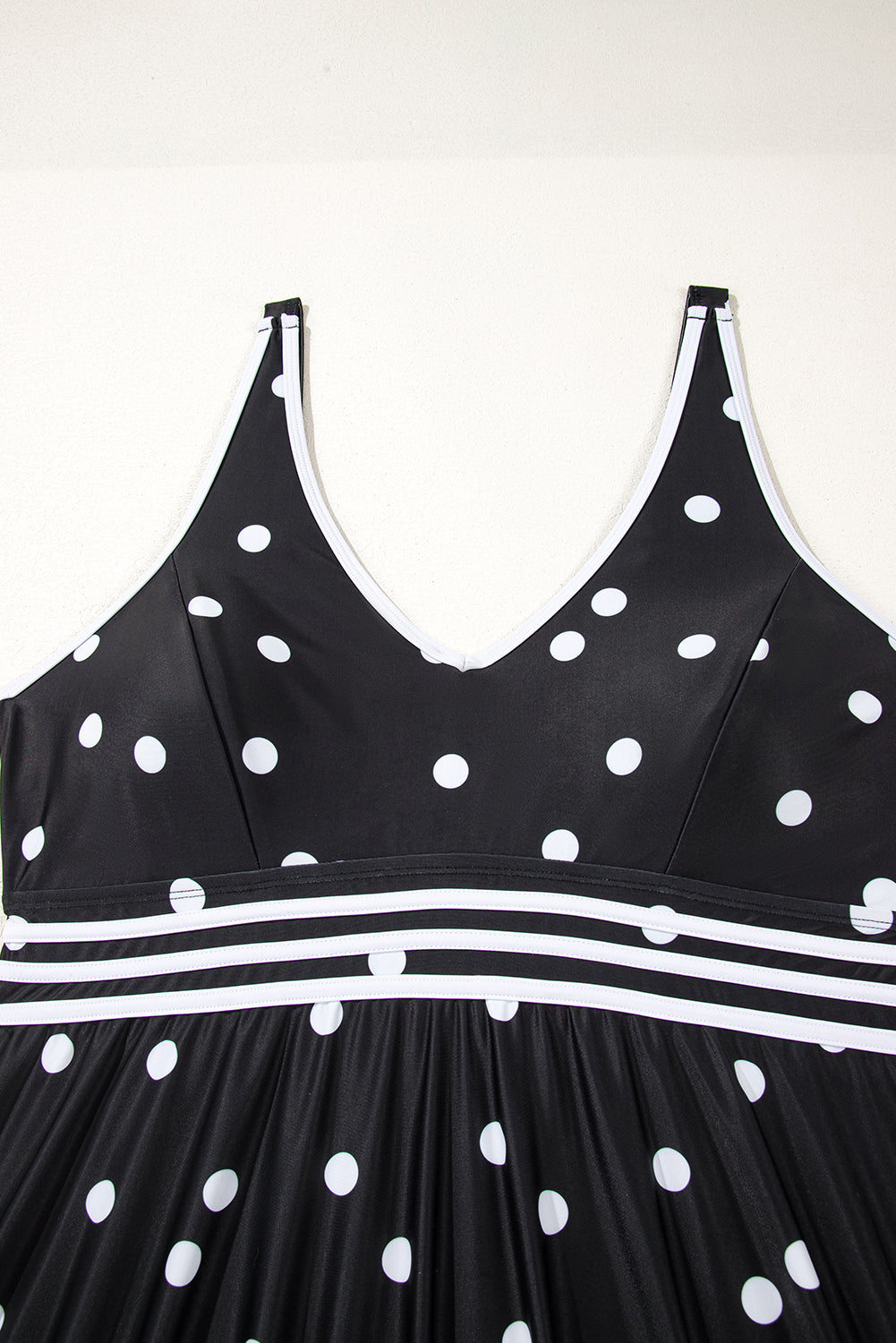 Black Polka Dot Colorblock Trim V Neck Plus Size Swim Dress