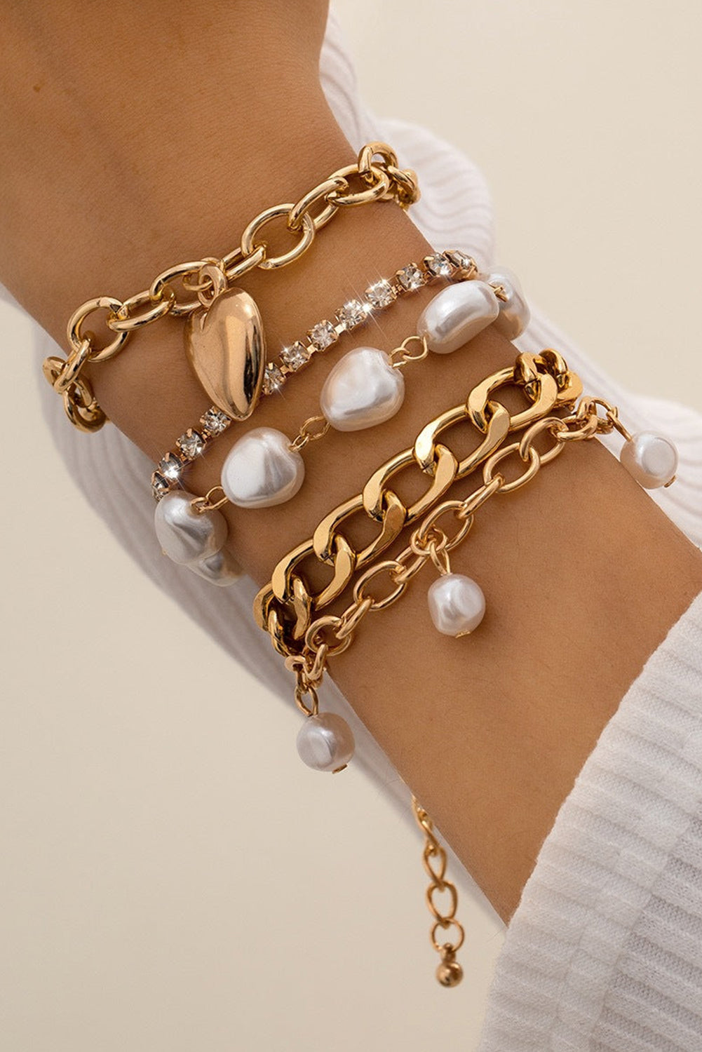 Gold 5Pcs Pearl Heart Diamond Bracelet Set for Elegance