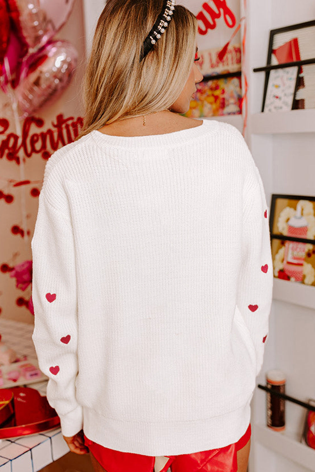 Modèle de coeur rouge rose Drop épaule ronde Pull