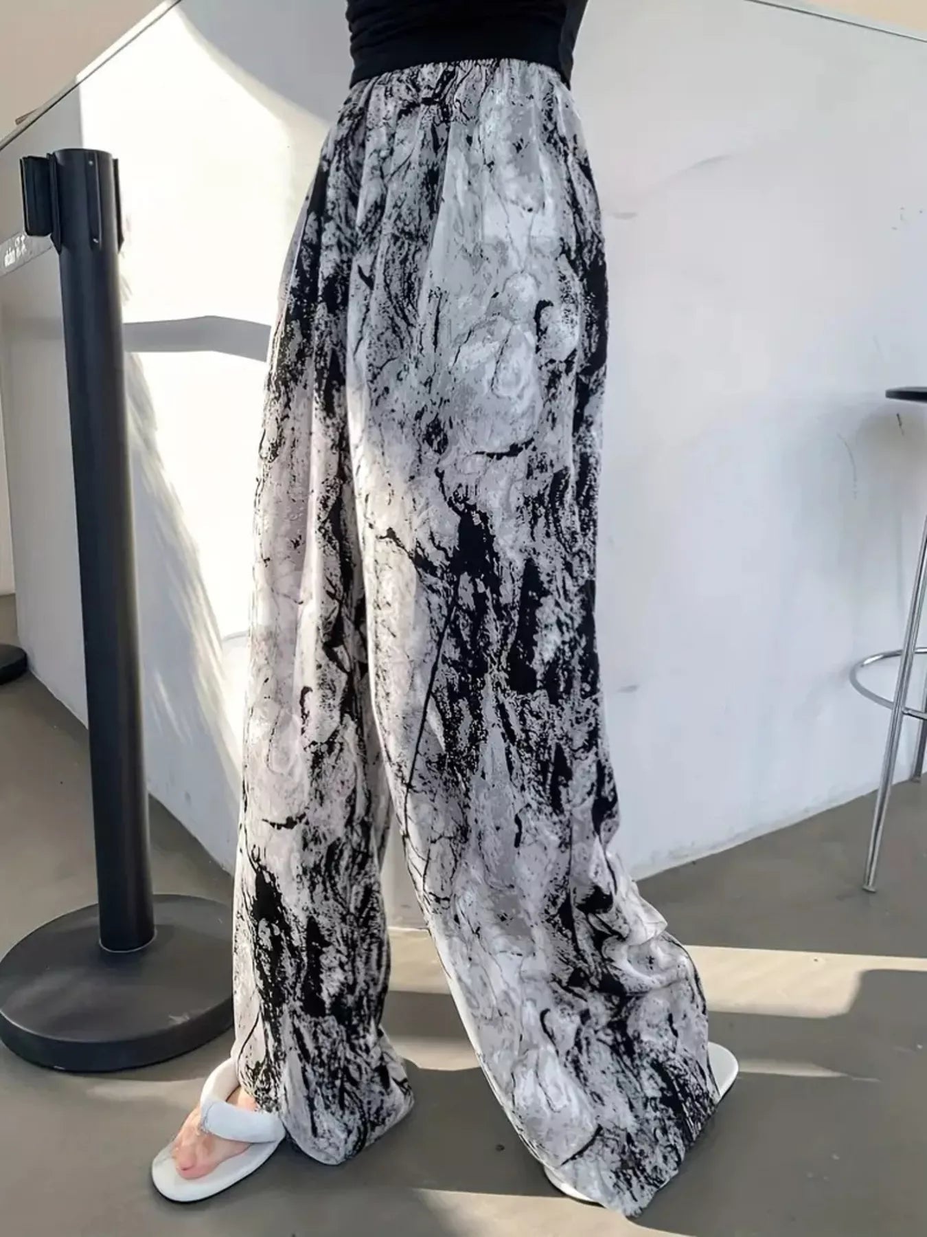 Abstract Print Wide Leg Pants - MAD RUFFI