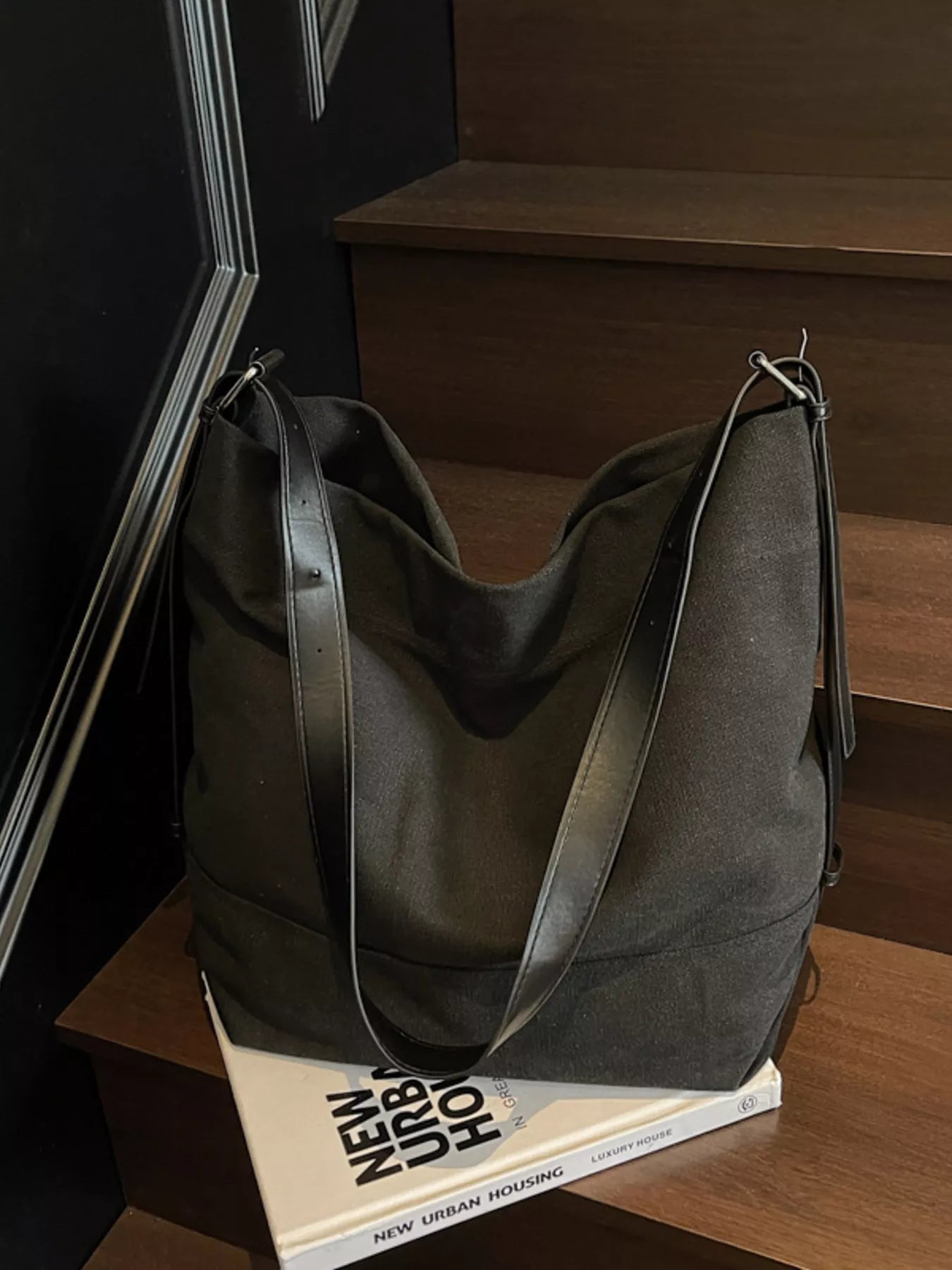 Adjustable Strap Handbag - MAD RUFFI