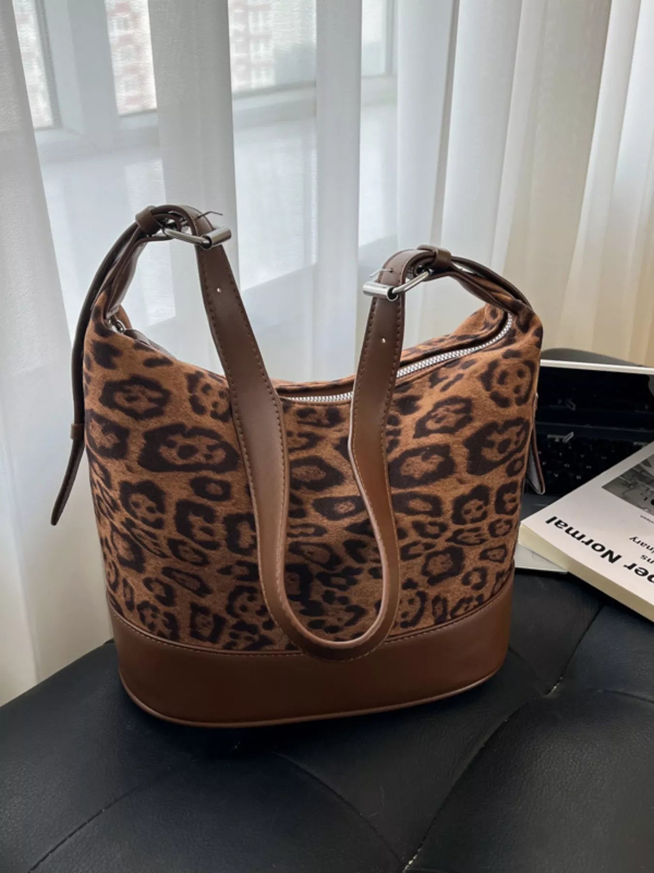 Adjustable Strap Tote Bag - MAD RUFFI