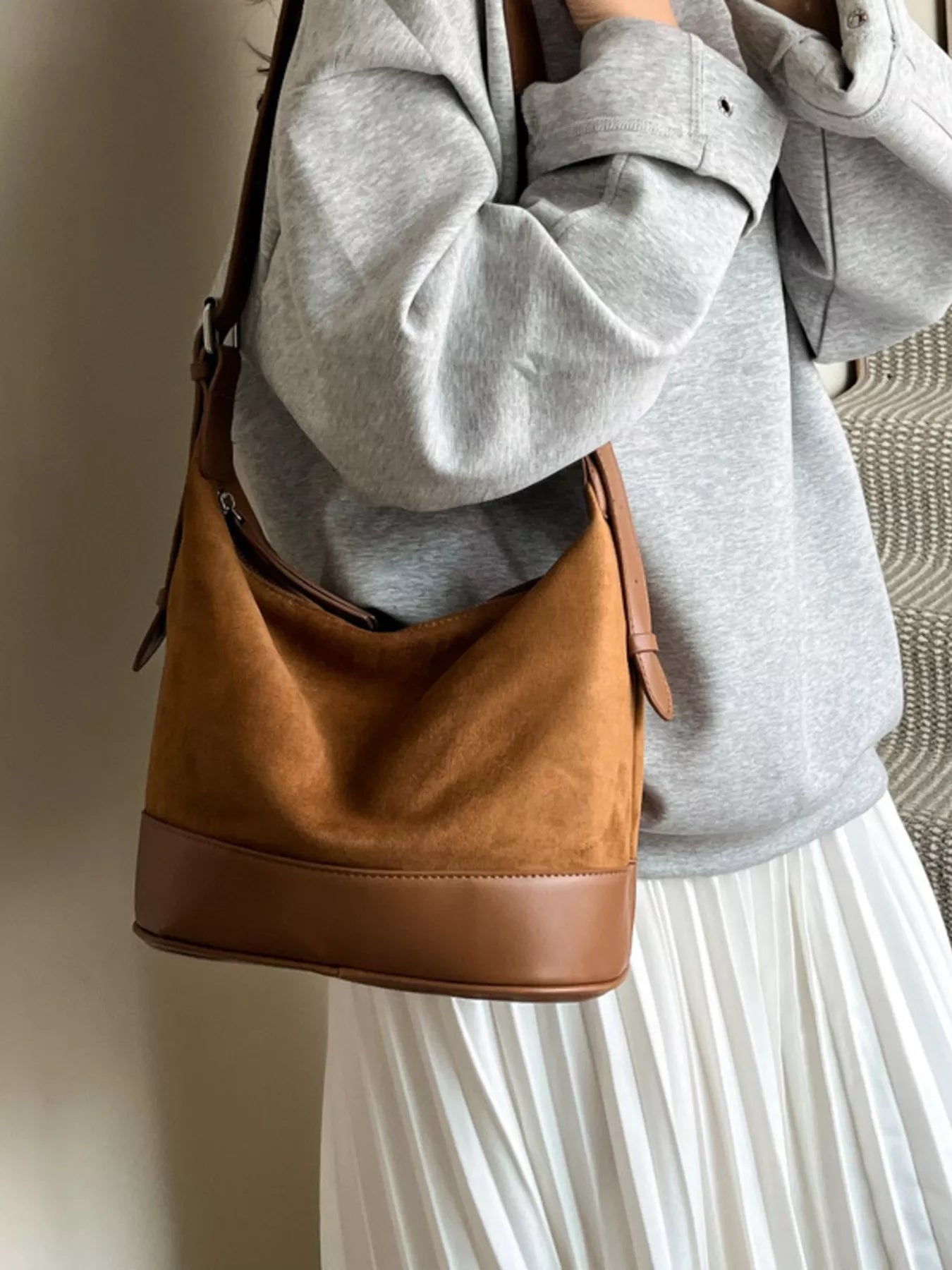 Adjustable Strap Tote Bag - MAD RUFFI