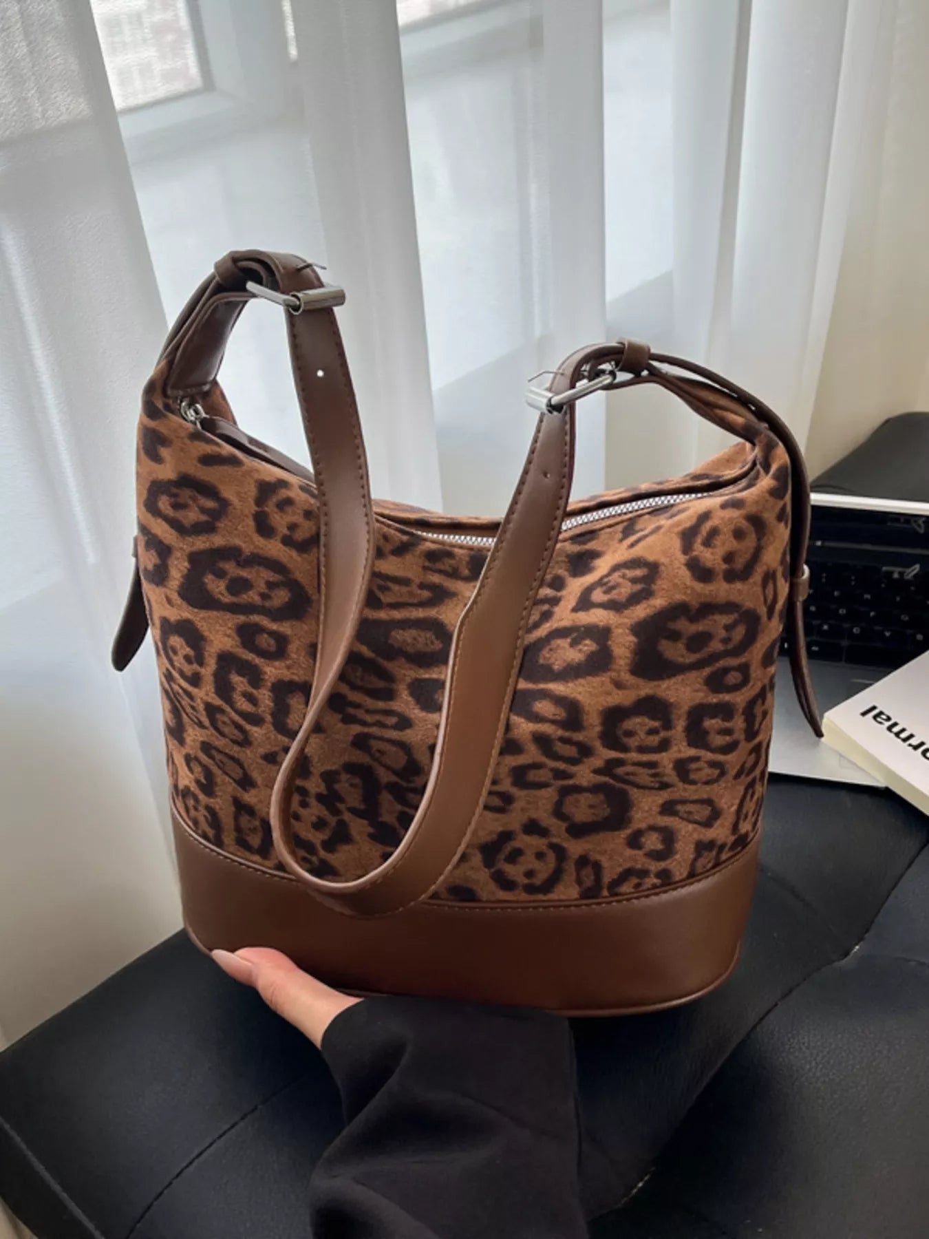 Adjustable Strap Tote Bag - MAD RUFFI