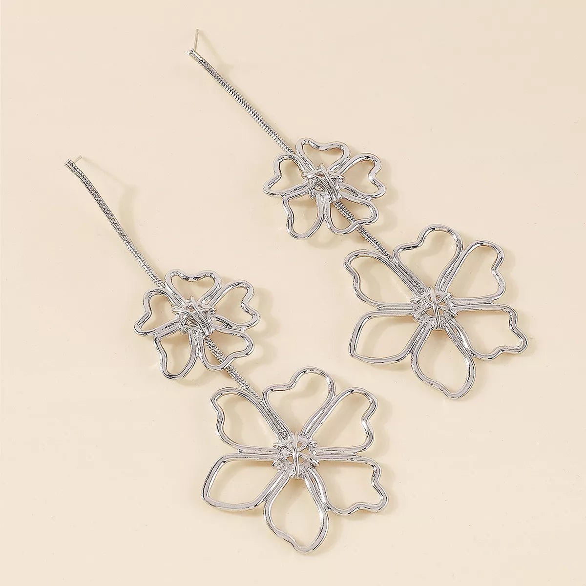 Alloy Flower Dangle Earrings - MAD RUFFI