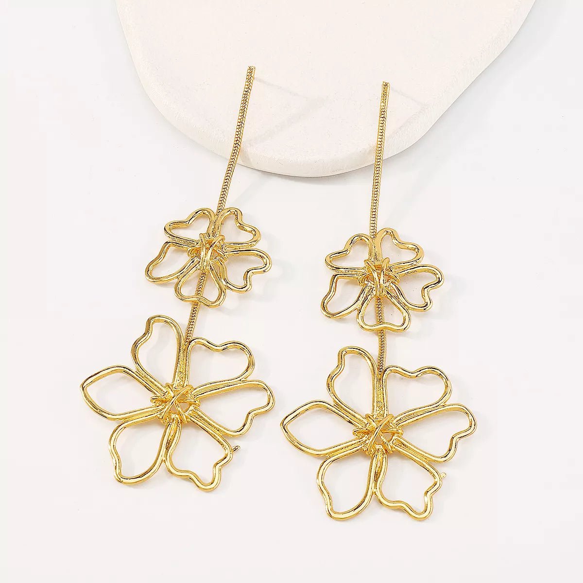 Alloy Flower Dangle Earrings - MAD RUFFI