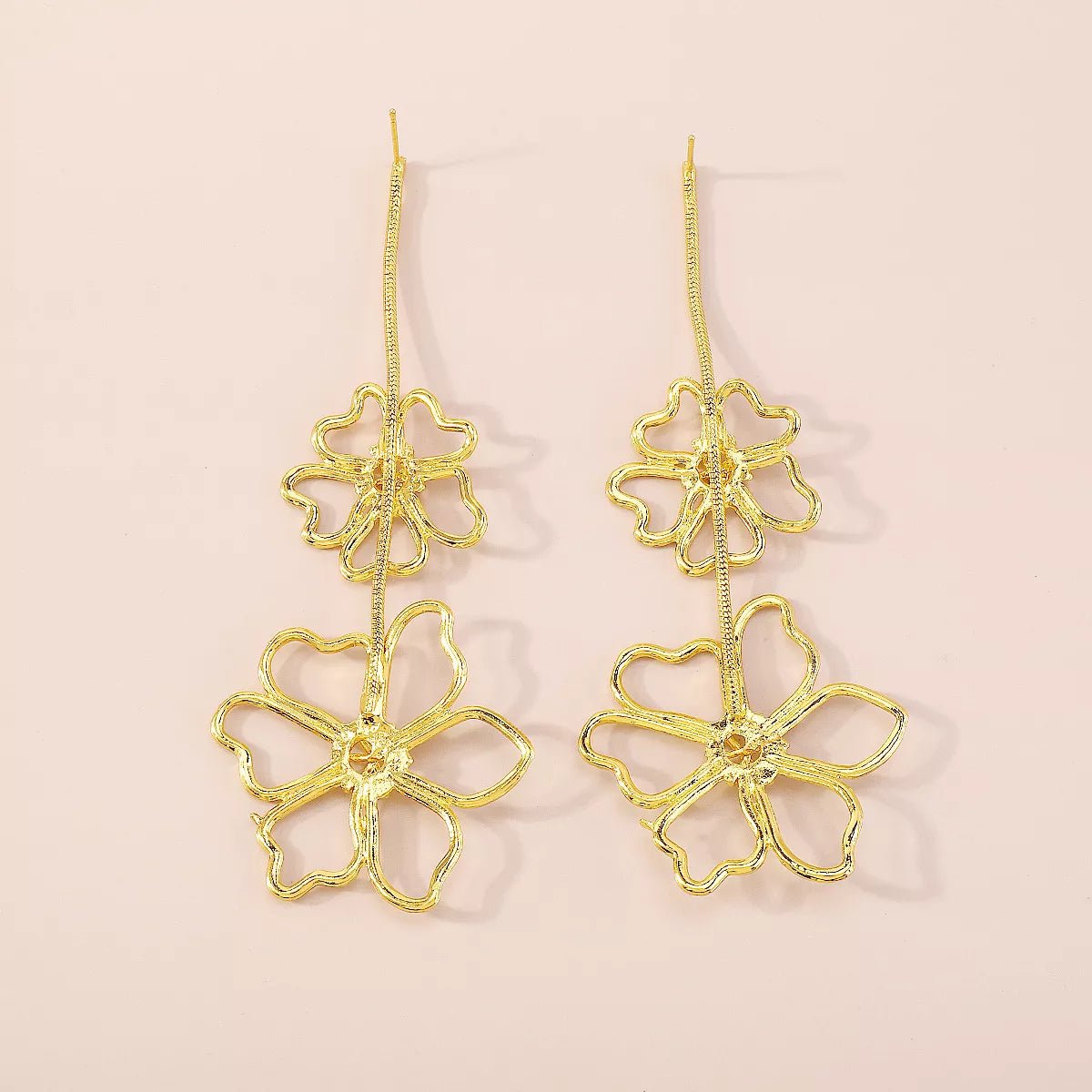 Alloy Flower Dangle Earrings - MAD RUFFI