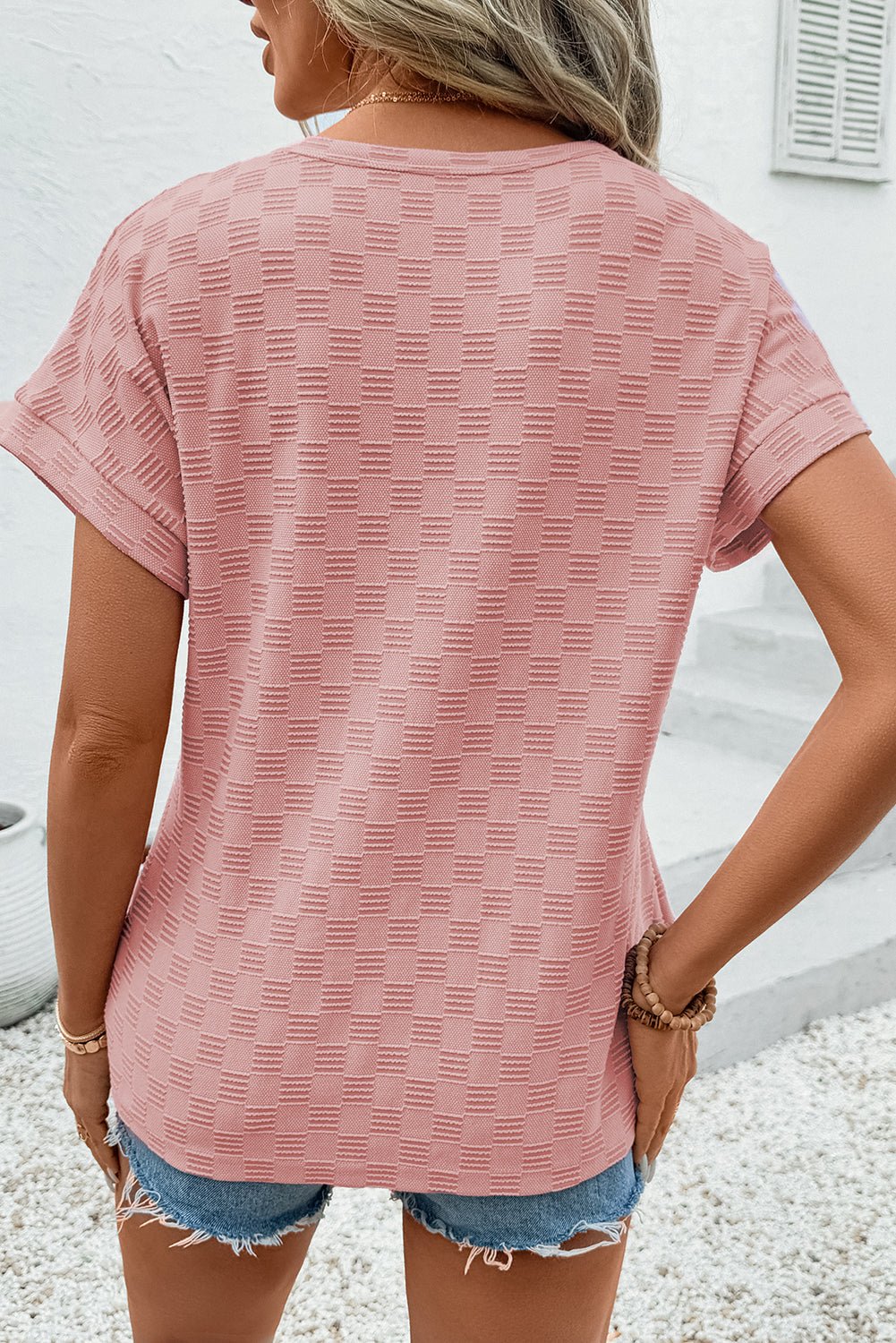 Apricot Pink Checkered Textured Round Neck T-shirt - MAD RUFFI