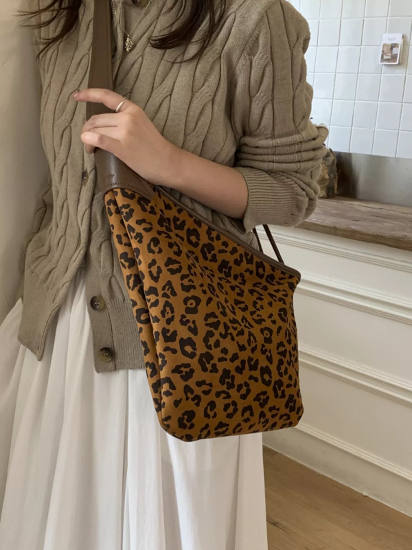 Asymmetrical Lightweight Crossbody Bag - MAD RUFFI