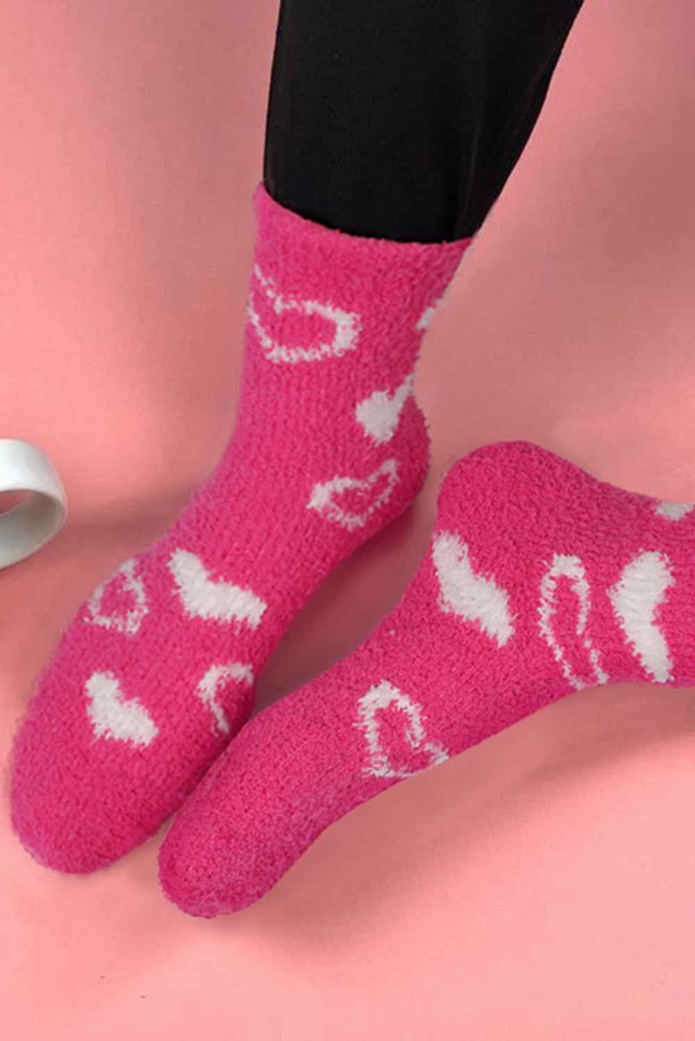 Erdbeerrosa Socken mit Valentinsherz-Print für Damen