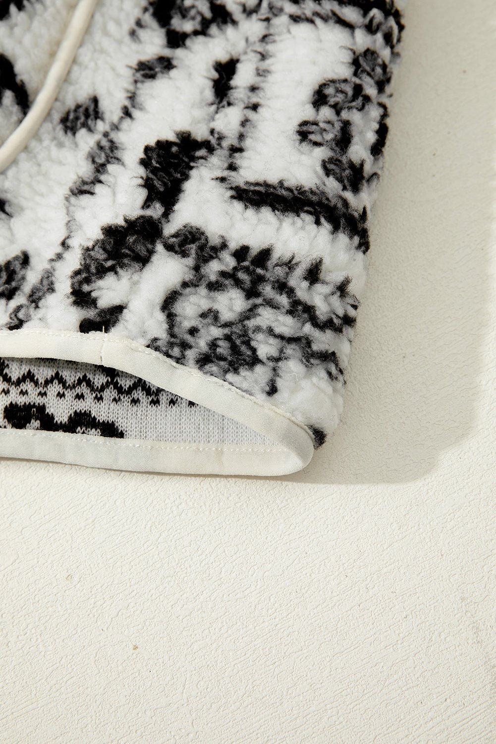 Beige Sherpa Paisley Print Pocketed Fashion Vest Jacket - MAD RUFFI