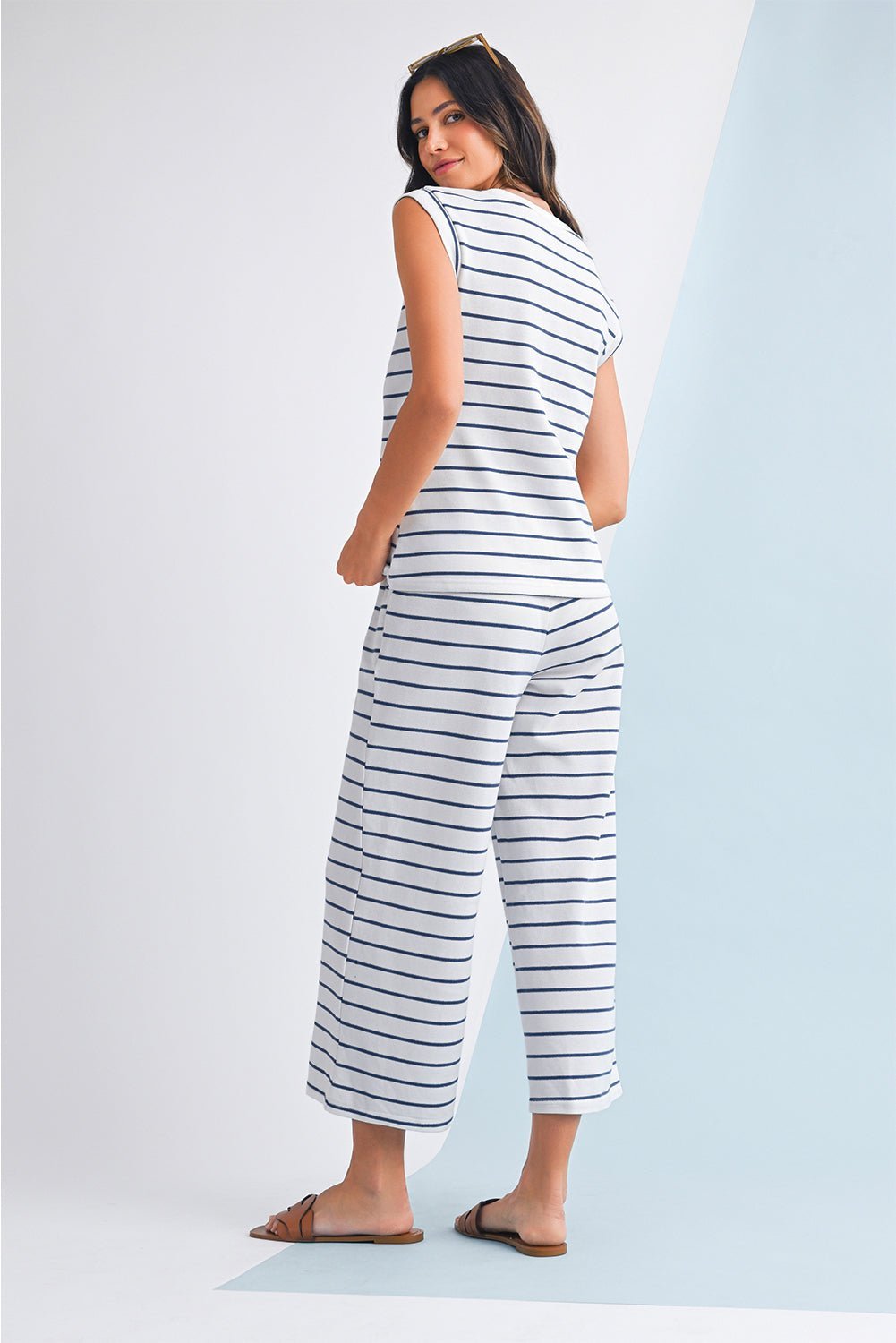 Black Casual Striped Tee and Wide Leg Pants Set - MAD RUFFI