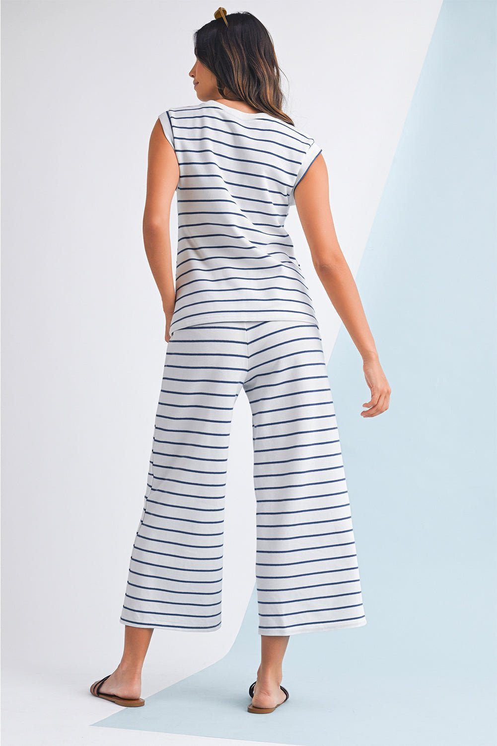 Black Casual Striped Tee and Wide Leg Pants Set - MAD RUFFI