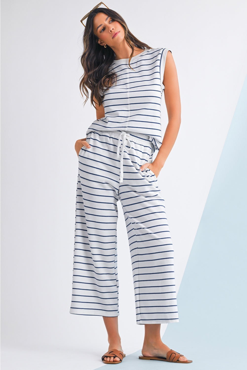 Black Casual Striped Tee and Wide Leg Pants Set - MAD RUFFI