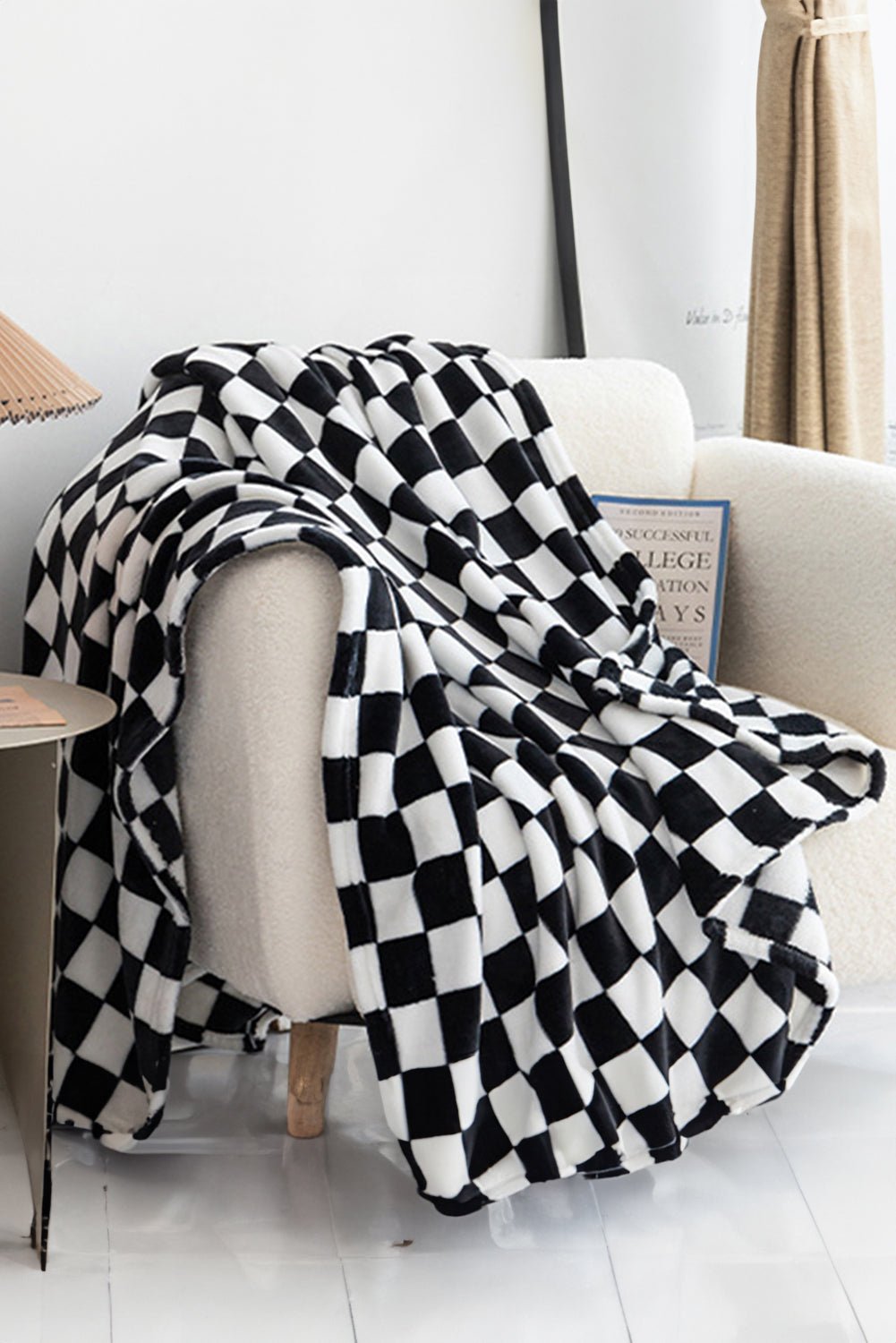 Black Checkerboard Printed Soft Throw Blanket - MAD RUFFI