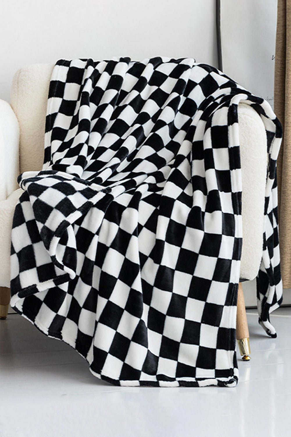 Black Checkerboard Printed Soft Throw Blanket - MAD RUFFI